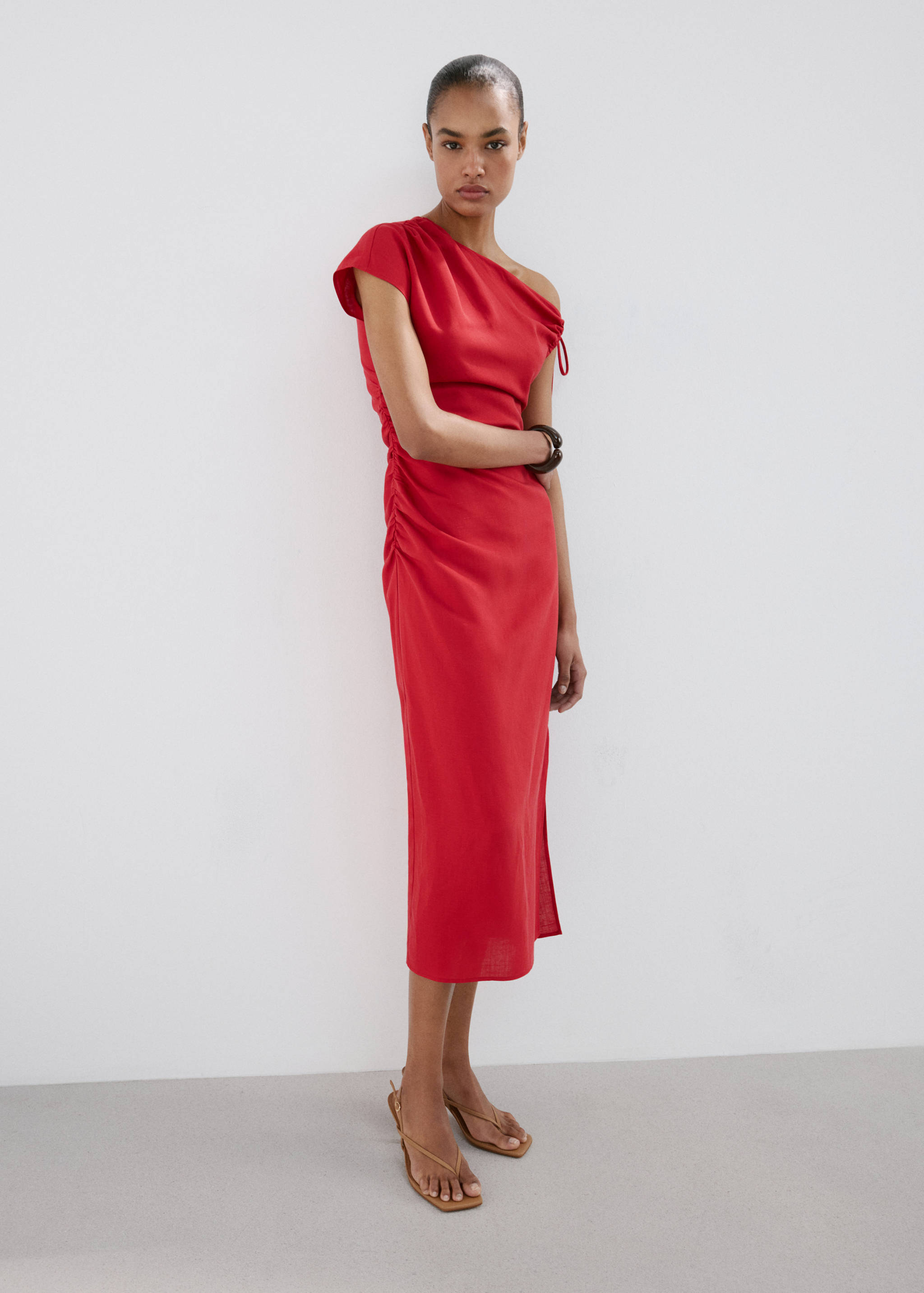 Asymmetric side ruched dress - General plane