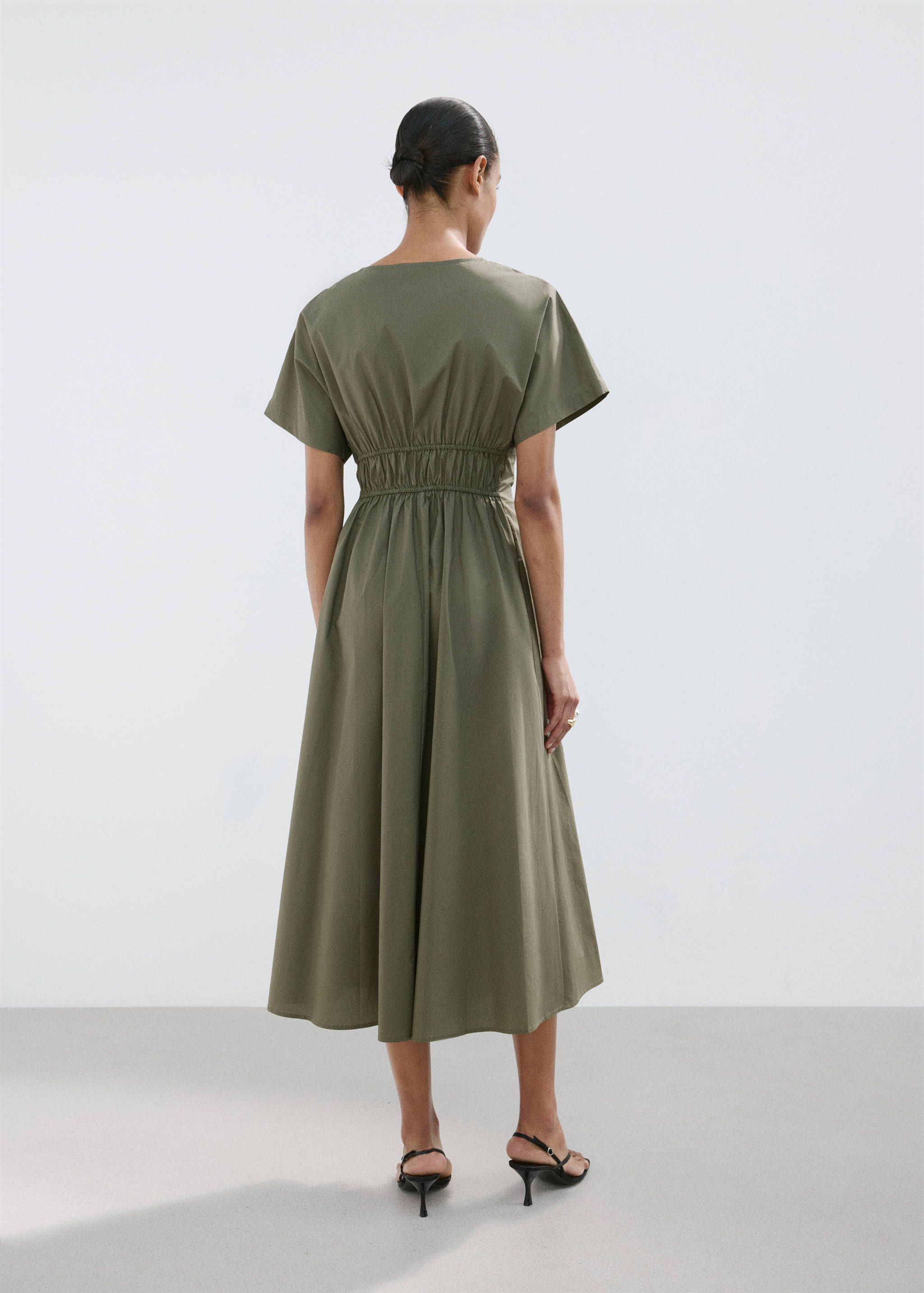 Robe coton col V - Verso de l’article