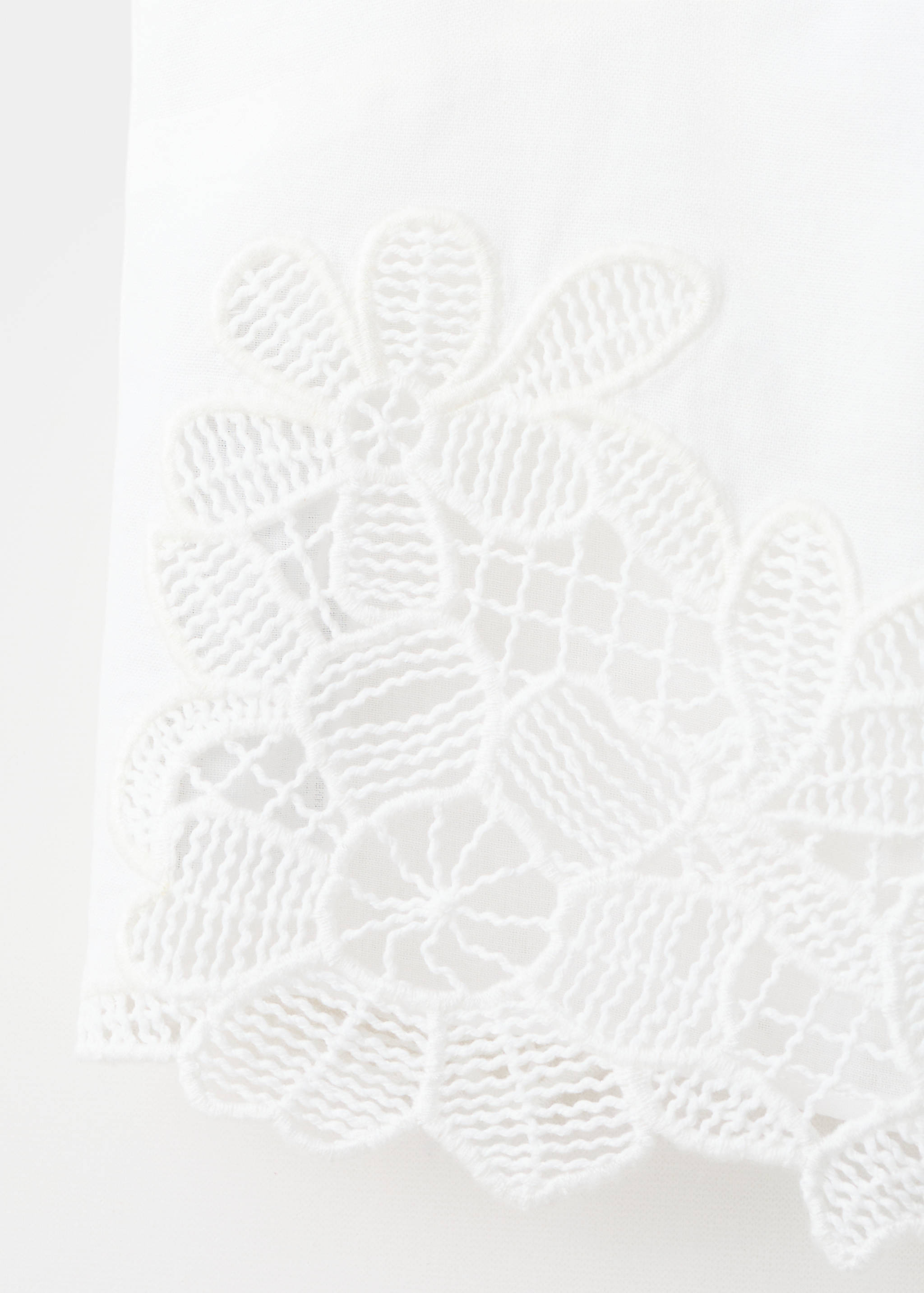 Embroidered broderie anglaise top - Details of the article 8