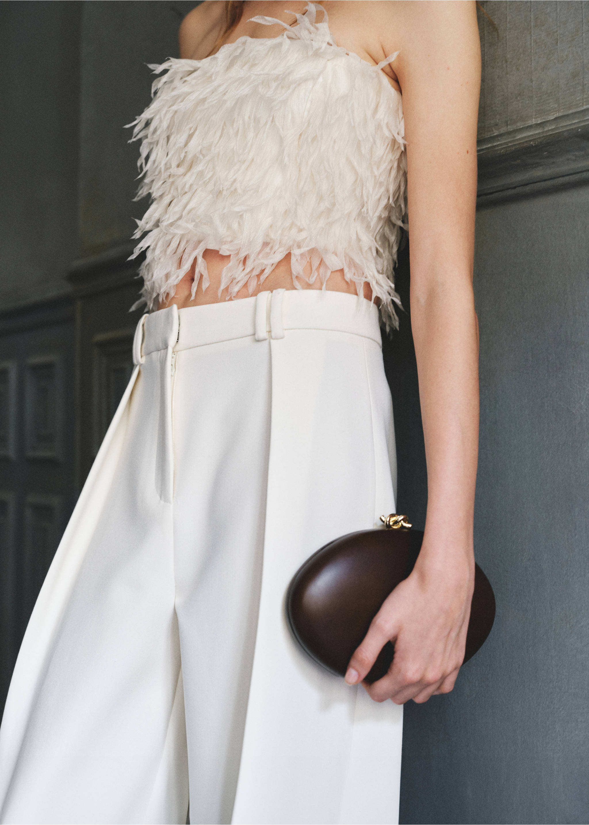 Textured crop top - Details of the article 1, Vanilla. Ref: 27019085-00.