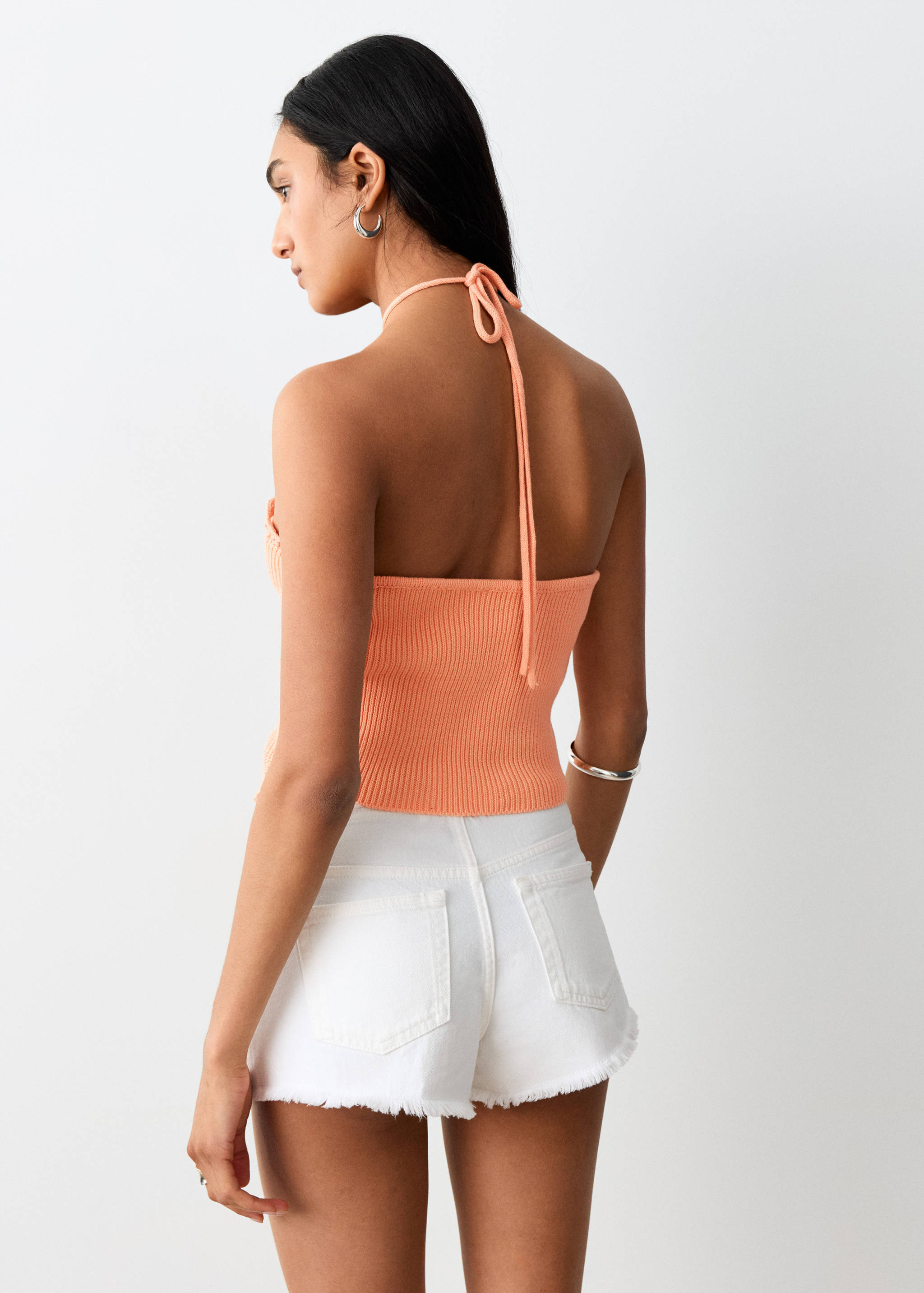 Crochet openwork halter top - Reverse of the article