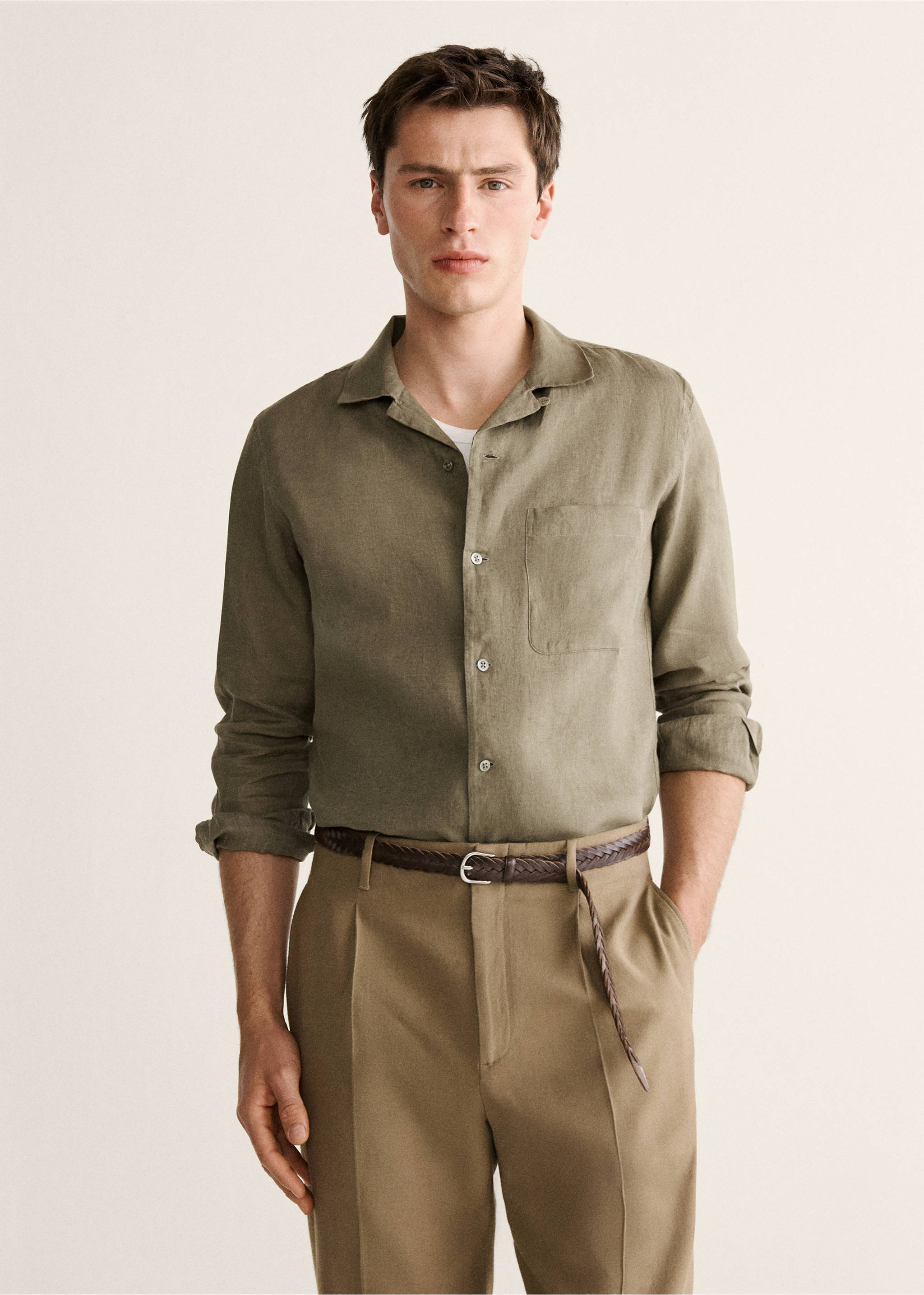 Regular-fit 100% linen shirt - Medium plane, Khaki. Ref: 27019217-00.