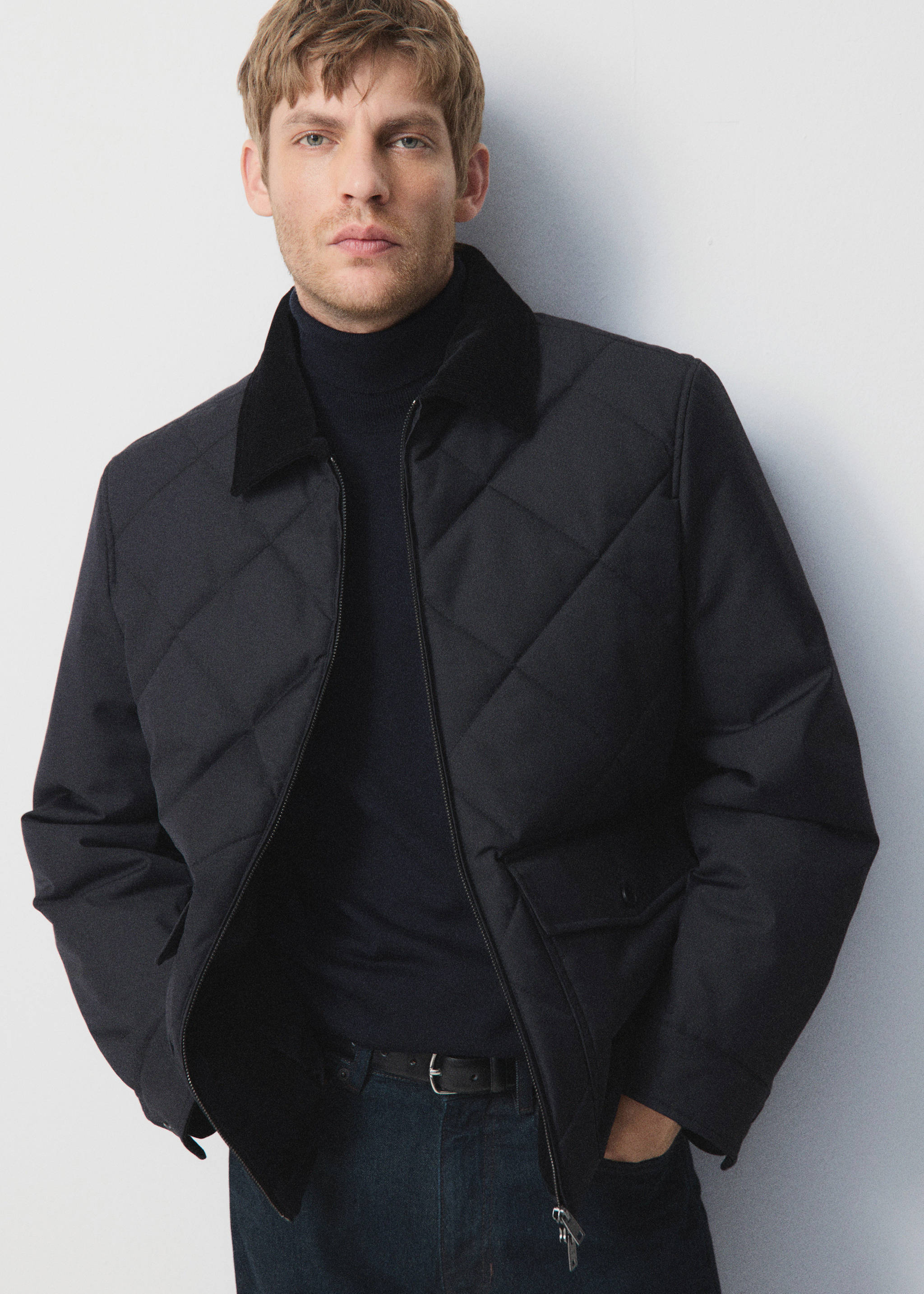 Quilted water repellent jacket - Details of the article 5