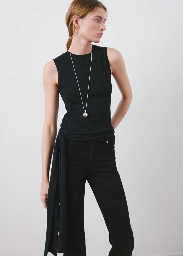 Sienna flared cropped jeans — Black denim