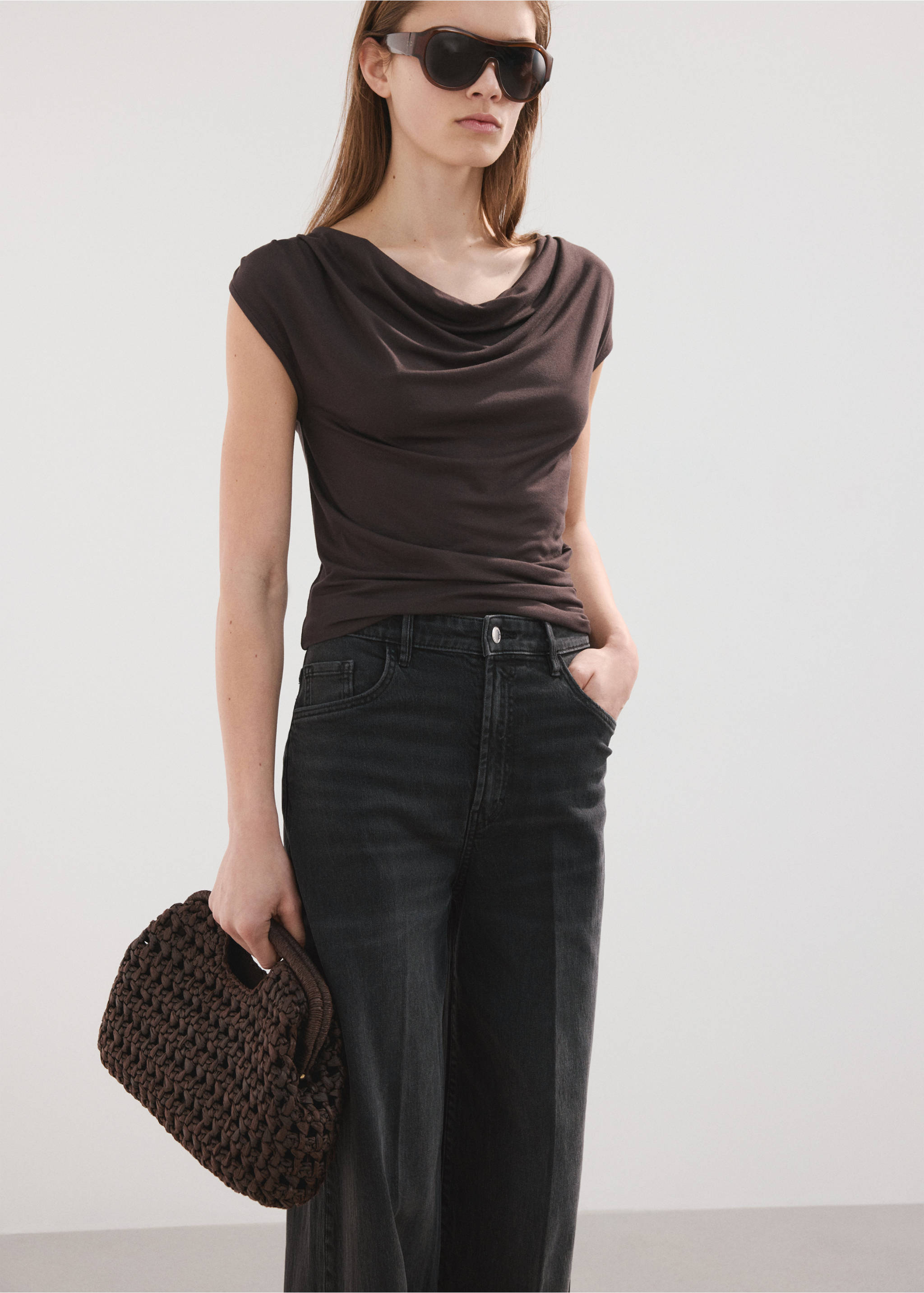 Jeans wide leg tiro alto - Detalle del artículo 6, Denim negro. Ref: 27021196-00.