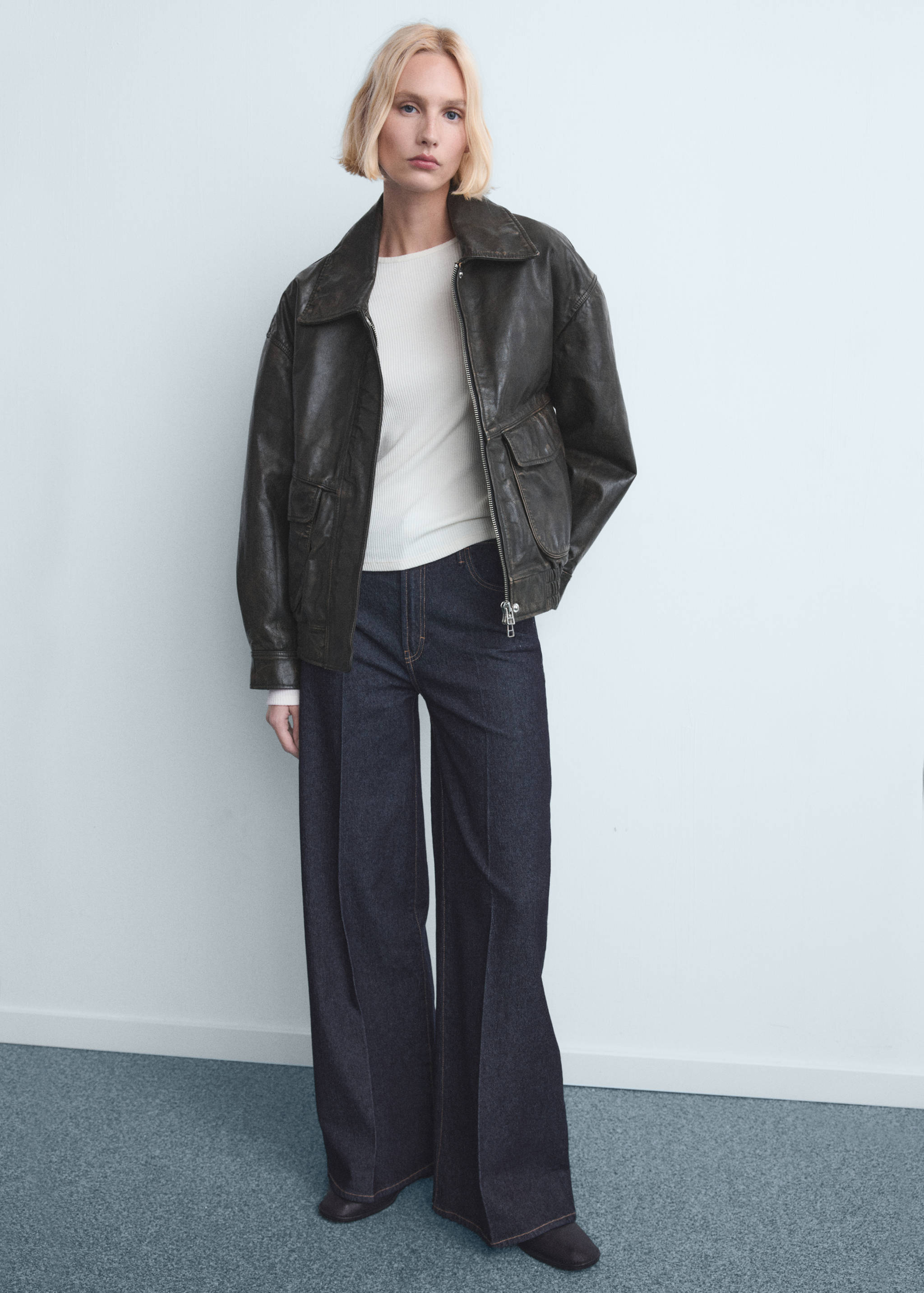 High-waisted wideleg jeans - General plane