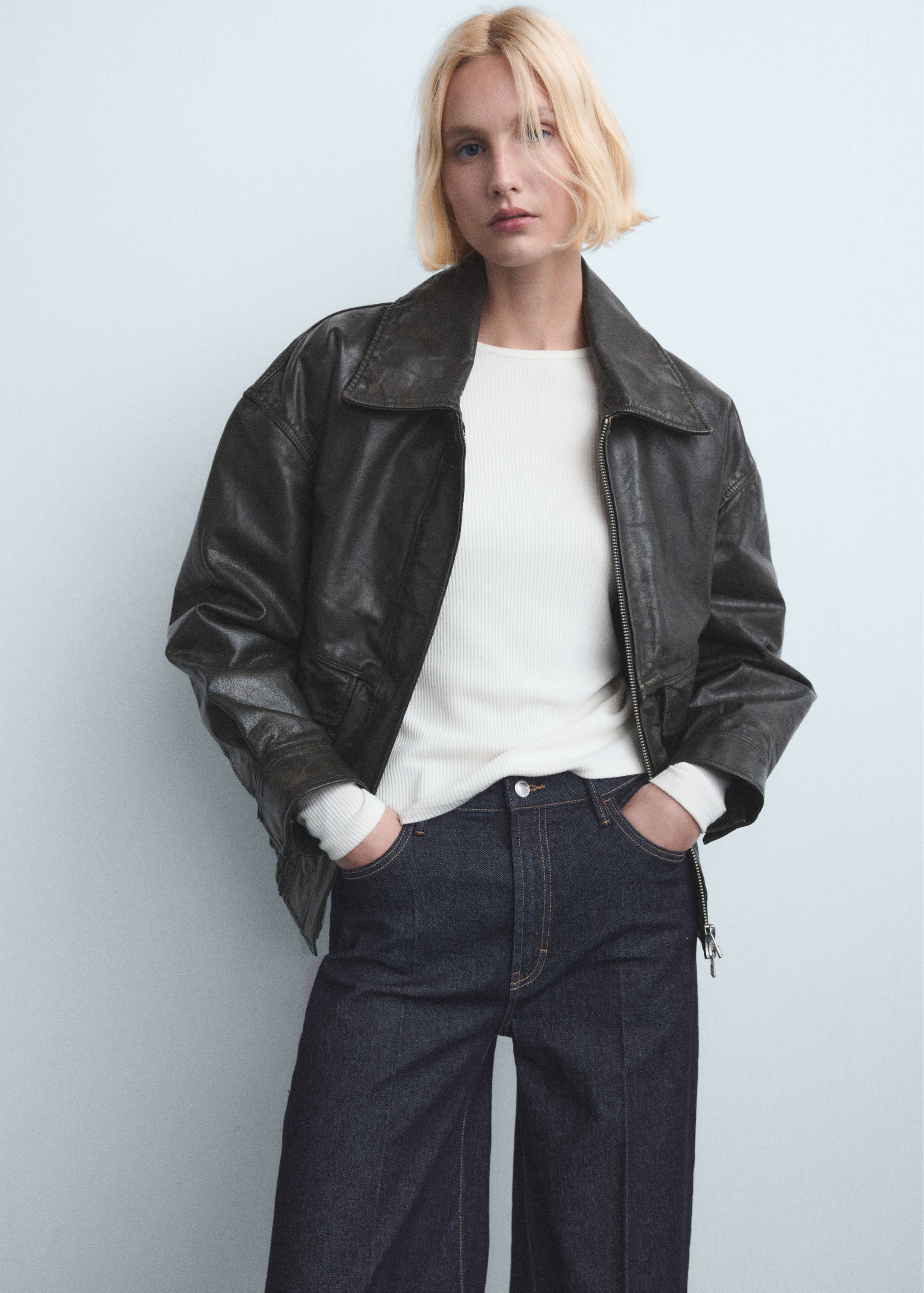 High-waisted wideleg jeans - Details of the article 1