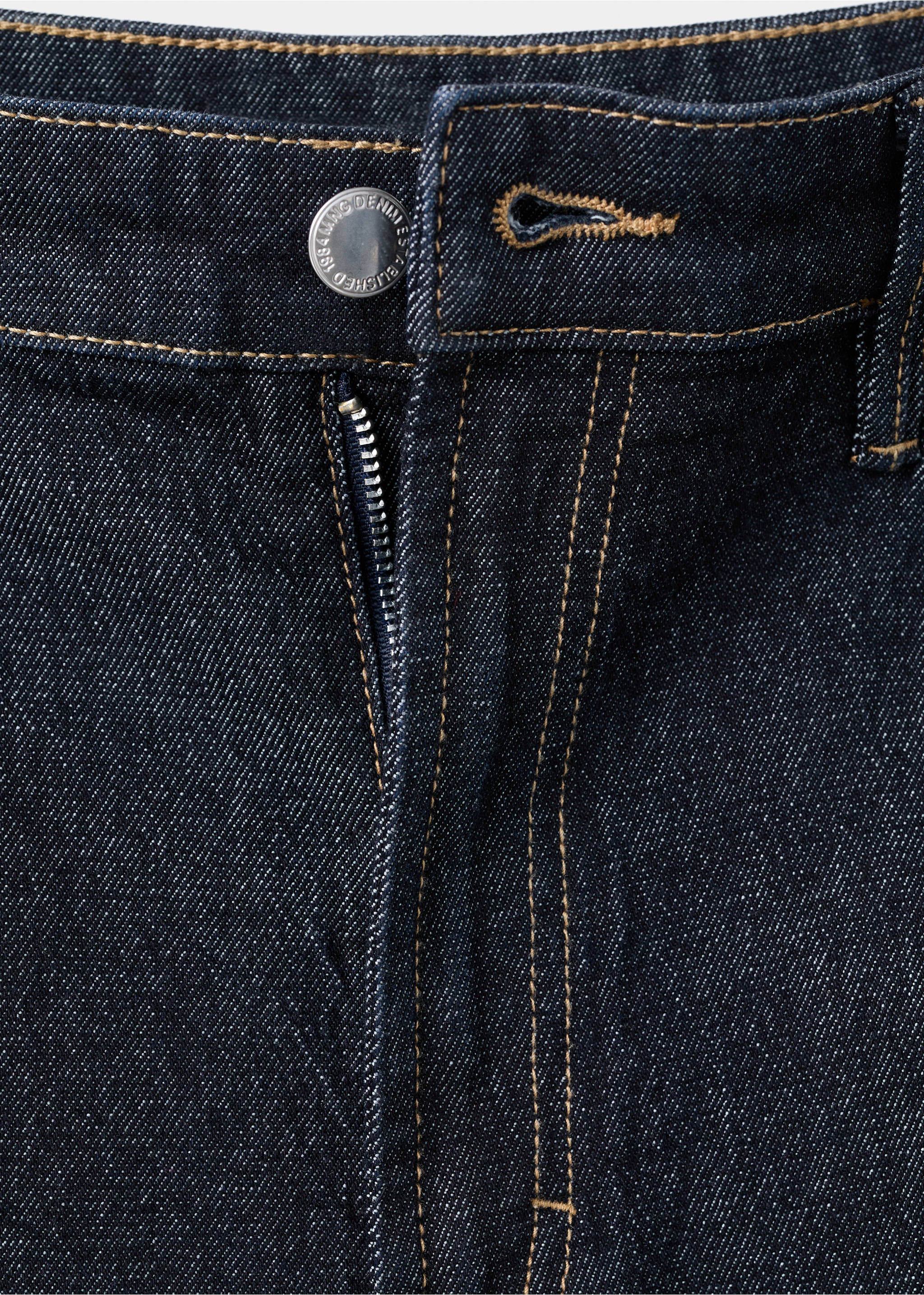 High-waisted wideleg jeans - Details of the article 8, Open Blue. Ref: 27021197-00.