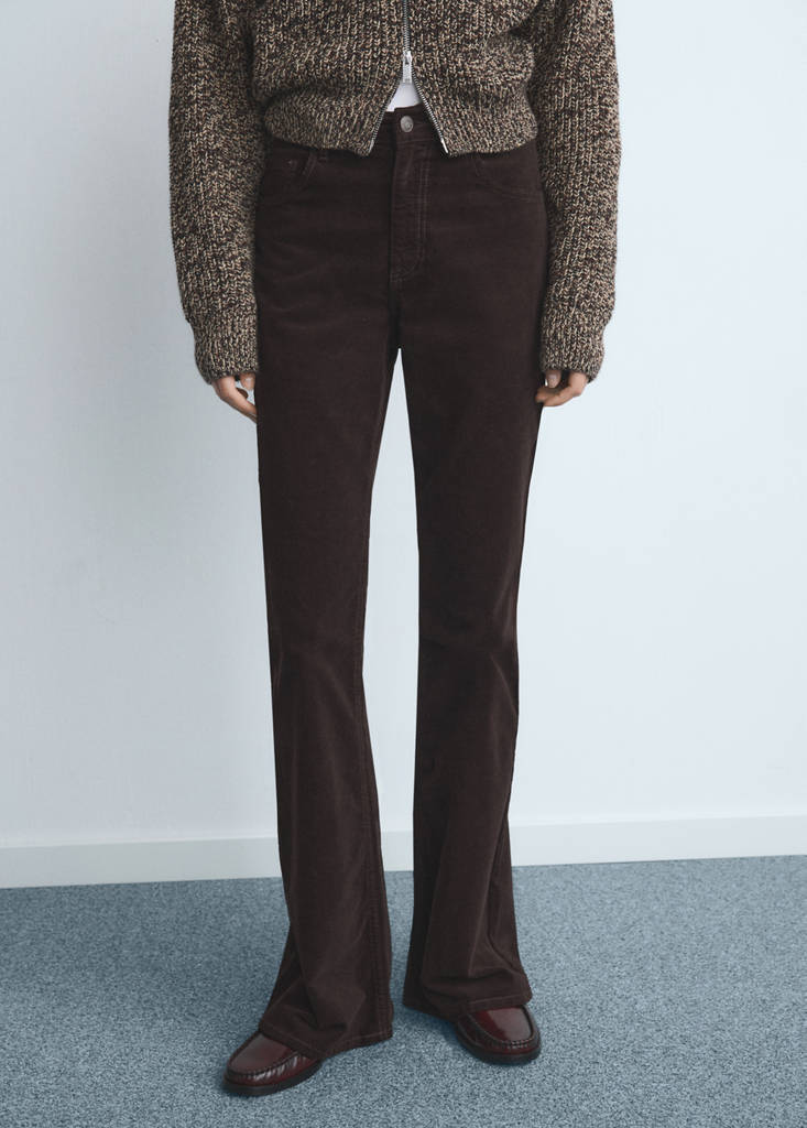 Jeans flare terciopelo