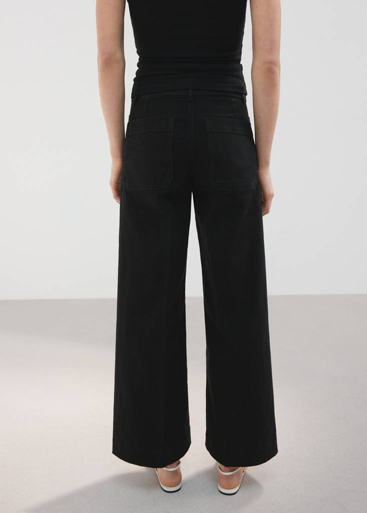 Wide leg jeans with pockets — Black denim