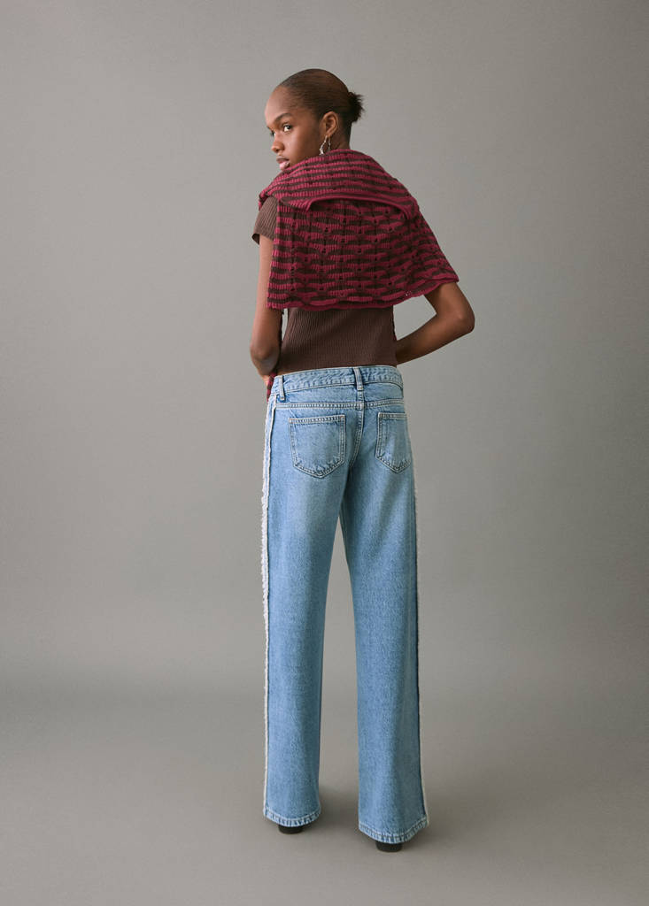 Frayed low-waist jeans — Medium Blue