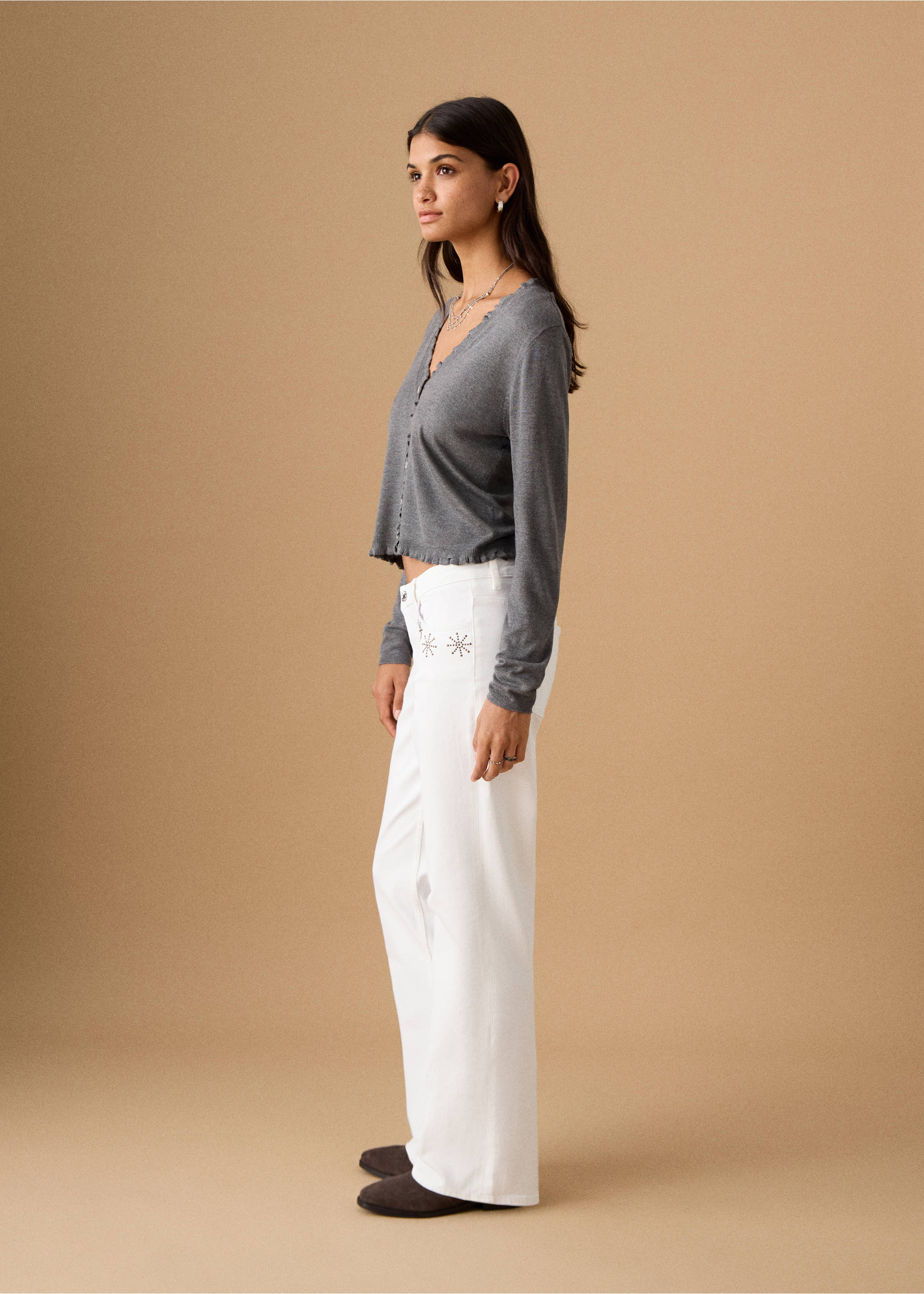 جينز مستقيم مزين بالمسامير - رؤية وسط, سكري. Ref: 27021220-00.