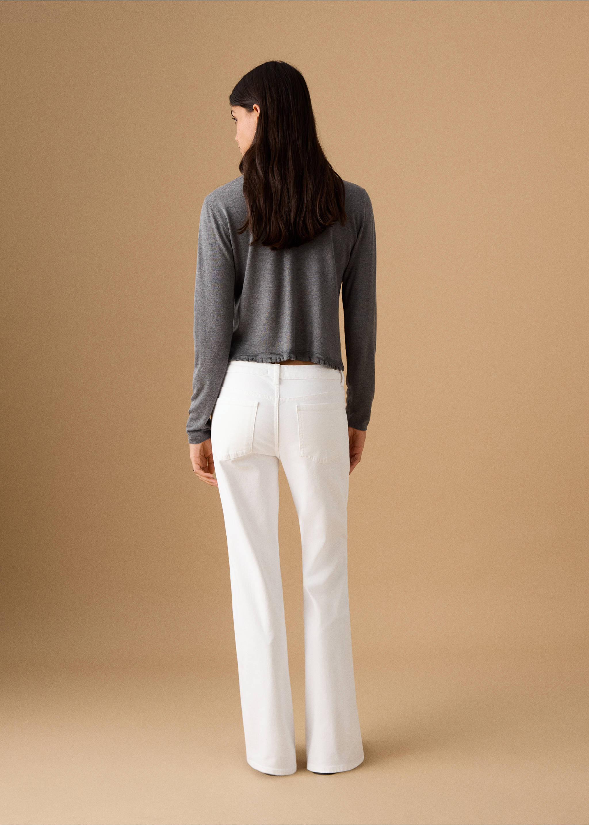 جينز مستقيم مزين بالمسامير - الجهة الخلفية للمنتج, سكري. Ref: 27021220-00.