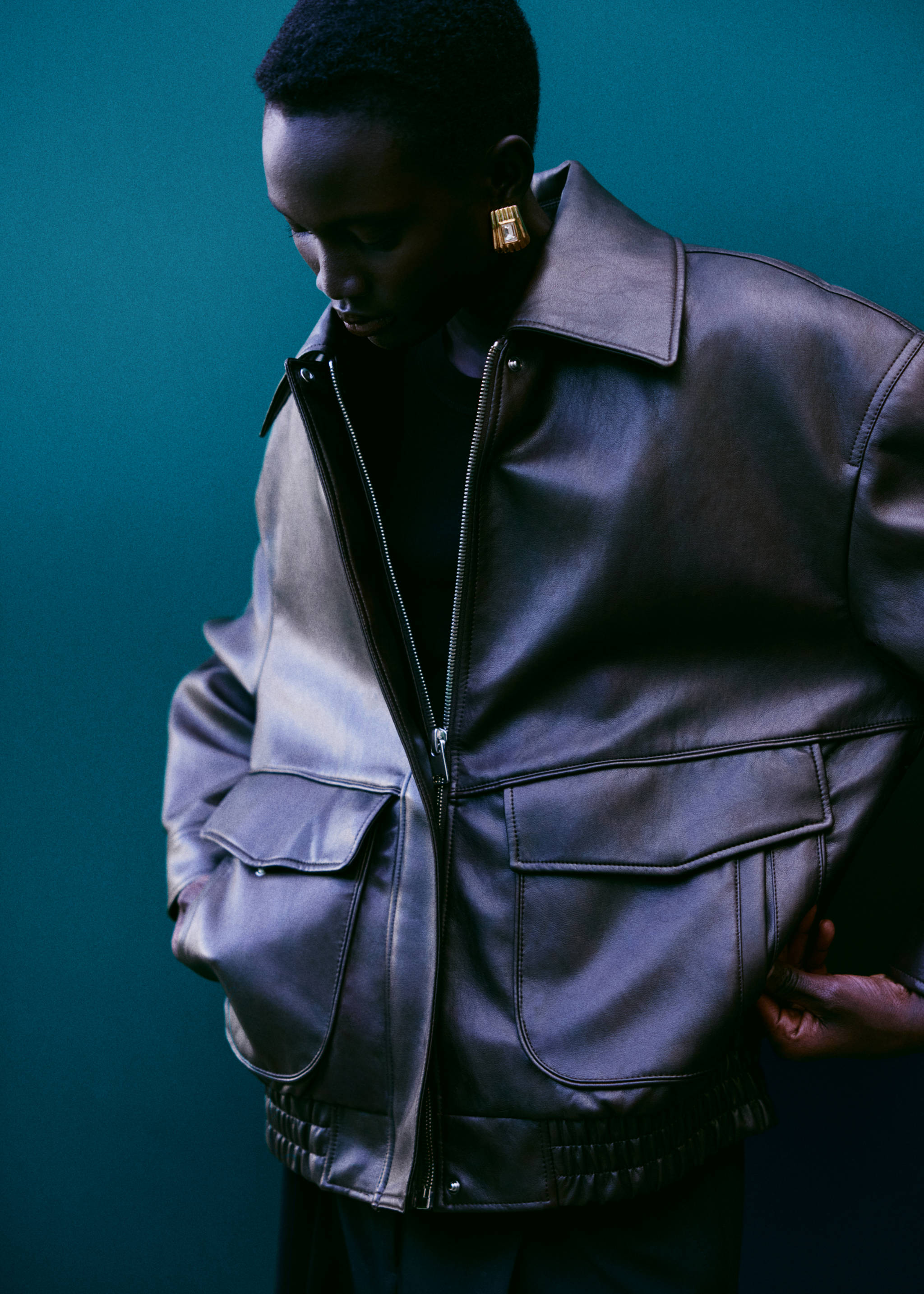 Pendientes combinados relieve - Plano general, Oro. Ref: 27021227-00.