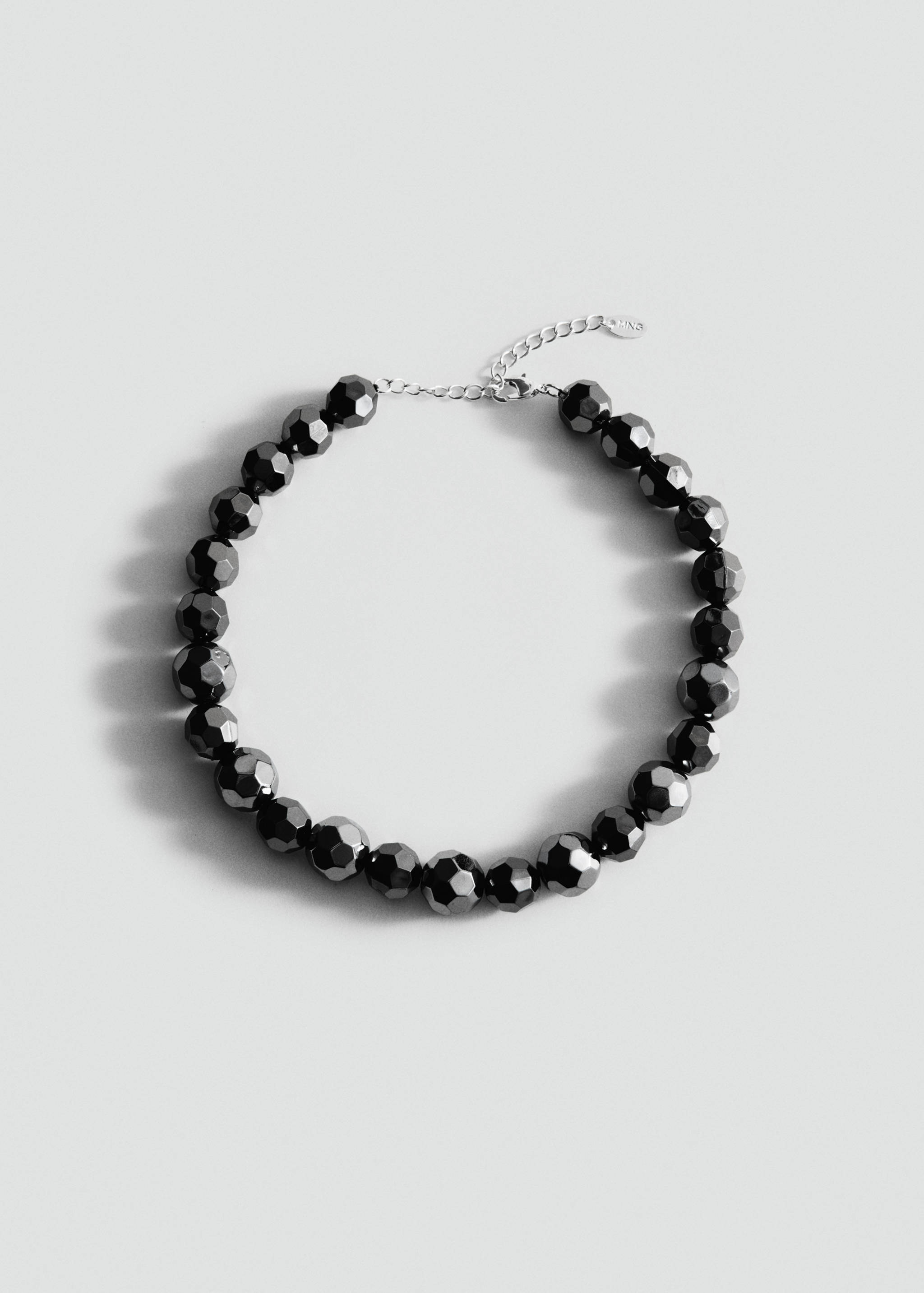 Necklace with geometric spheres - Article without model