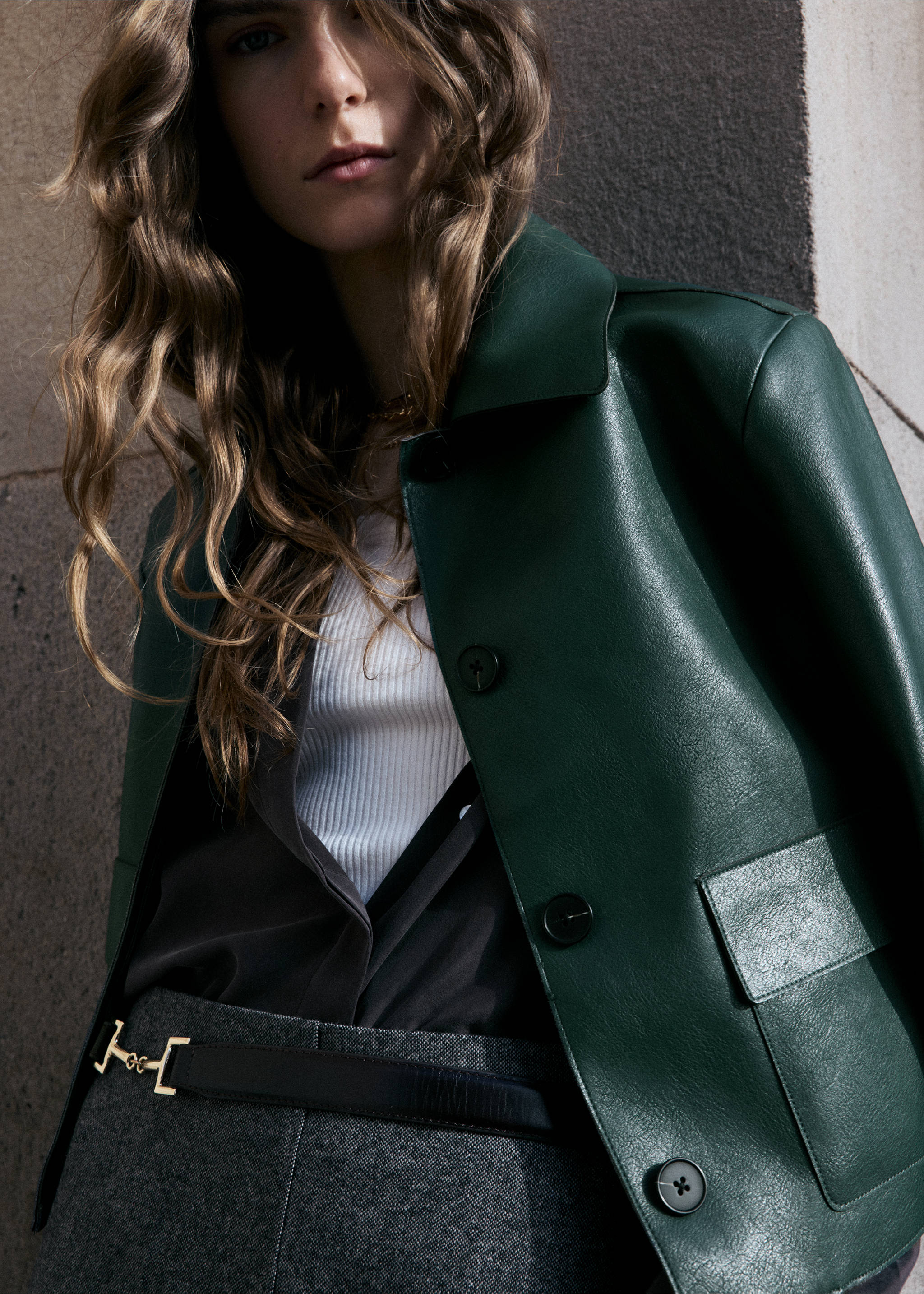 Faux-leather jacket with pockets - Details of the article 1, Green. Ref: 27021229-00.