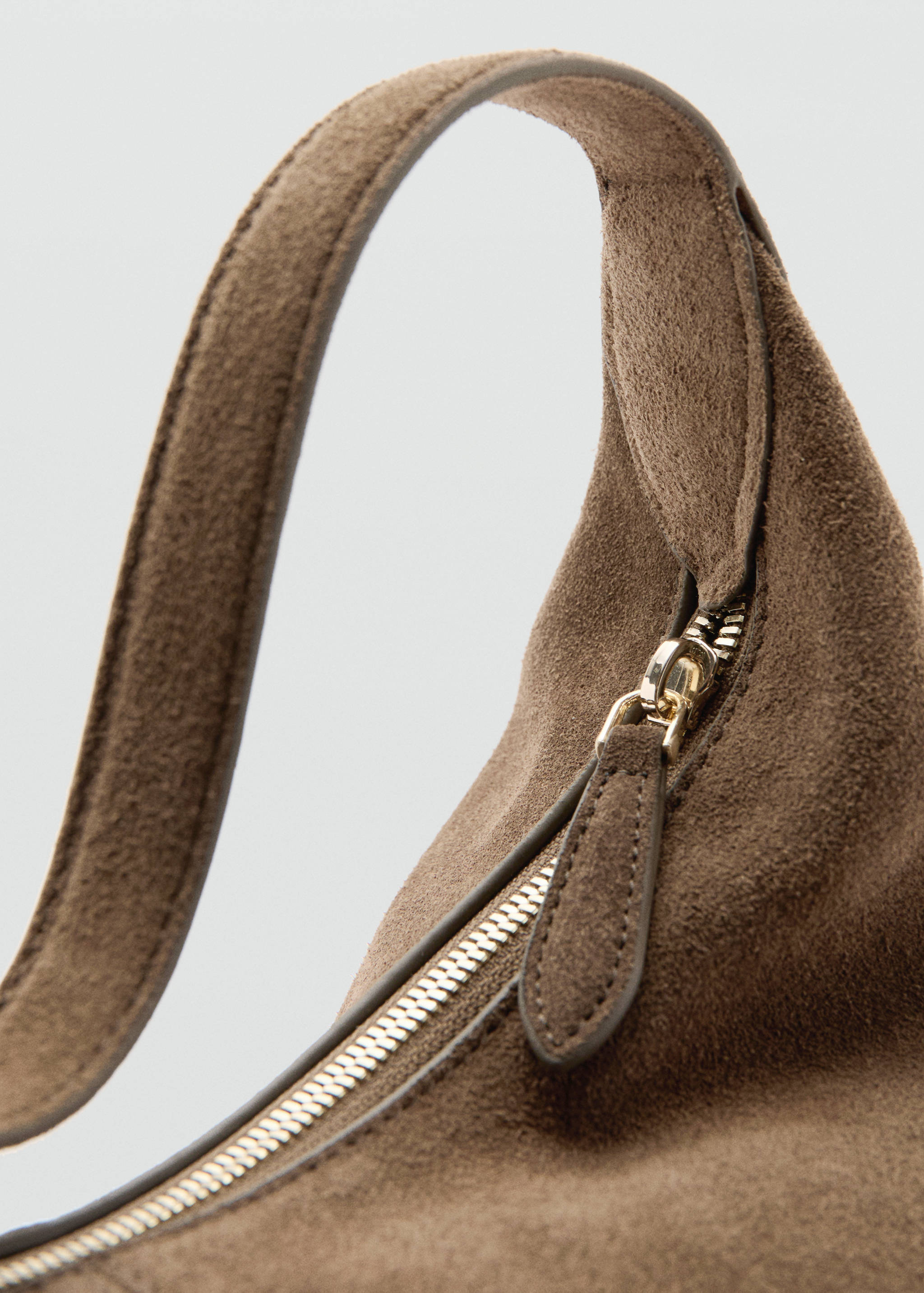 Τσάντα ώμου από σουέντ με ραφές - Λεπτομέρεια του προϊόντος 3