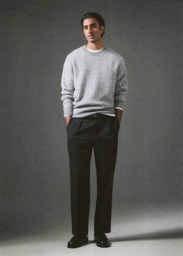 Knit striped sweater — Grey