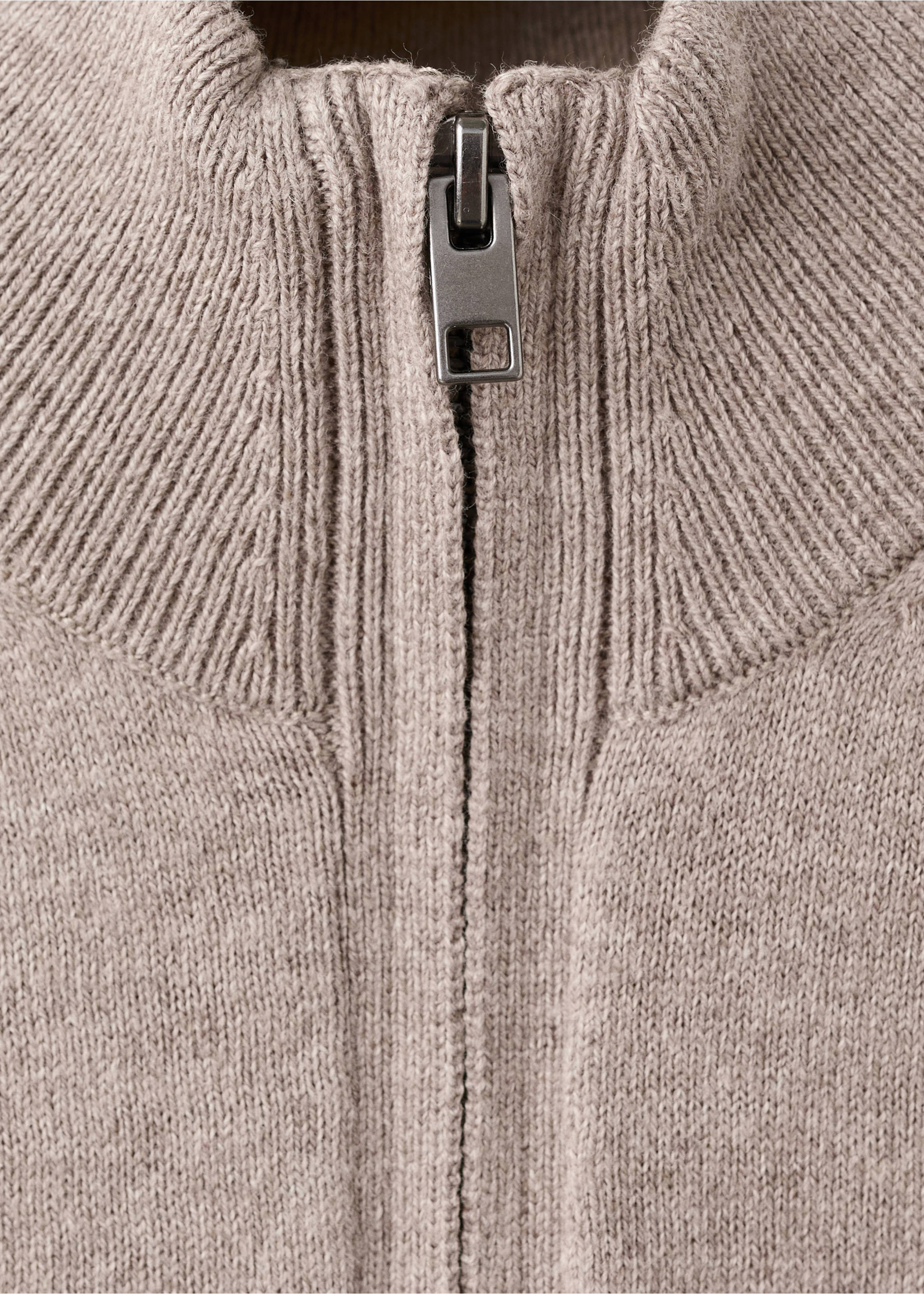 Jersey cuello perkins - Detalle del artículo 8, Marrón medio. Ref: 27021260-00.