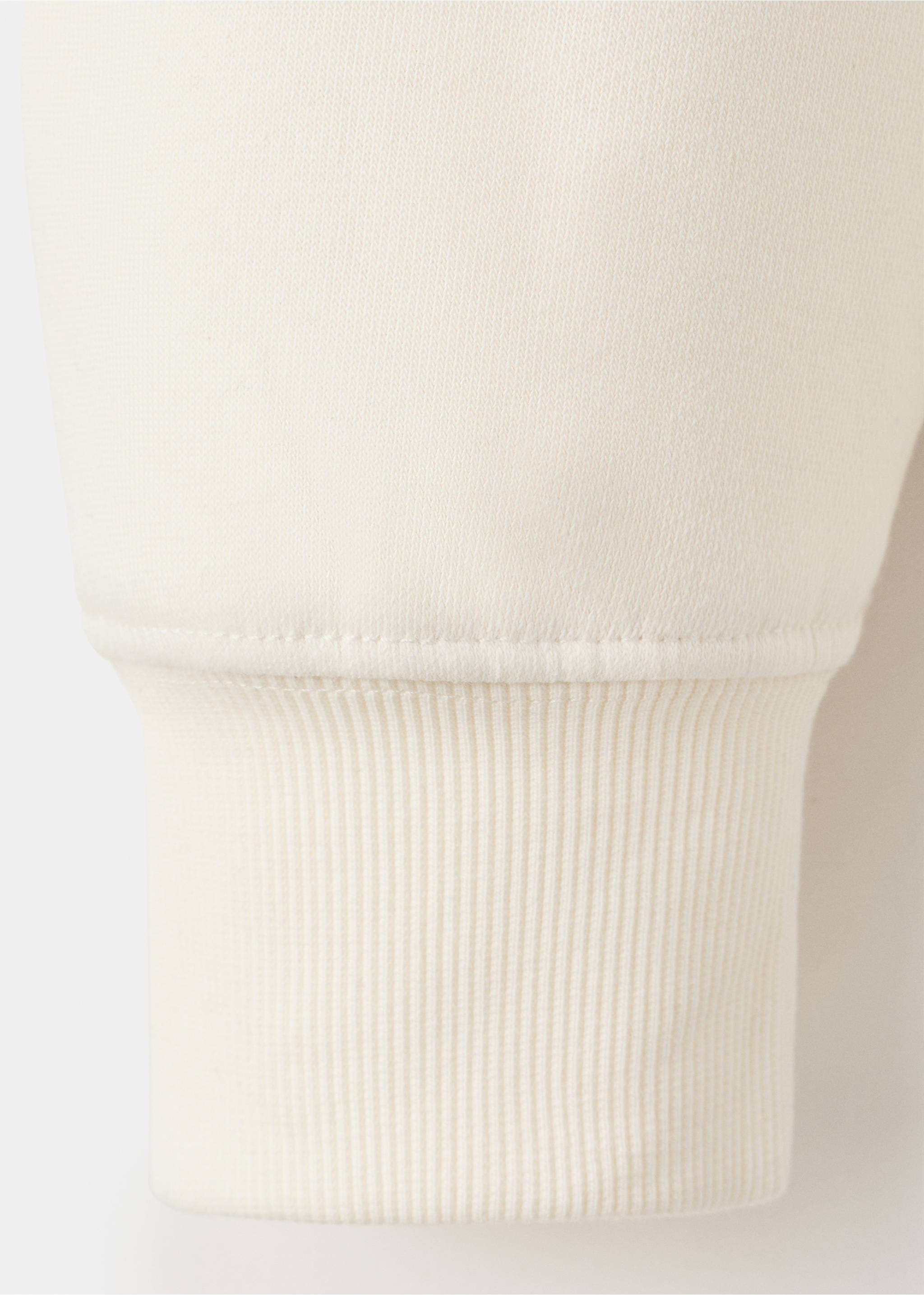 Sudadera cuello cremallera interior soft-touch - Detalle del artículo 0, Blanco. Ref: 27021265-00.