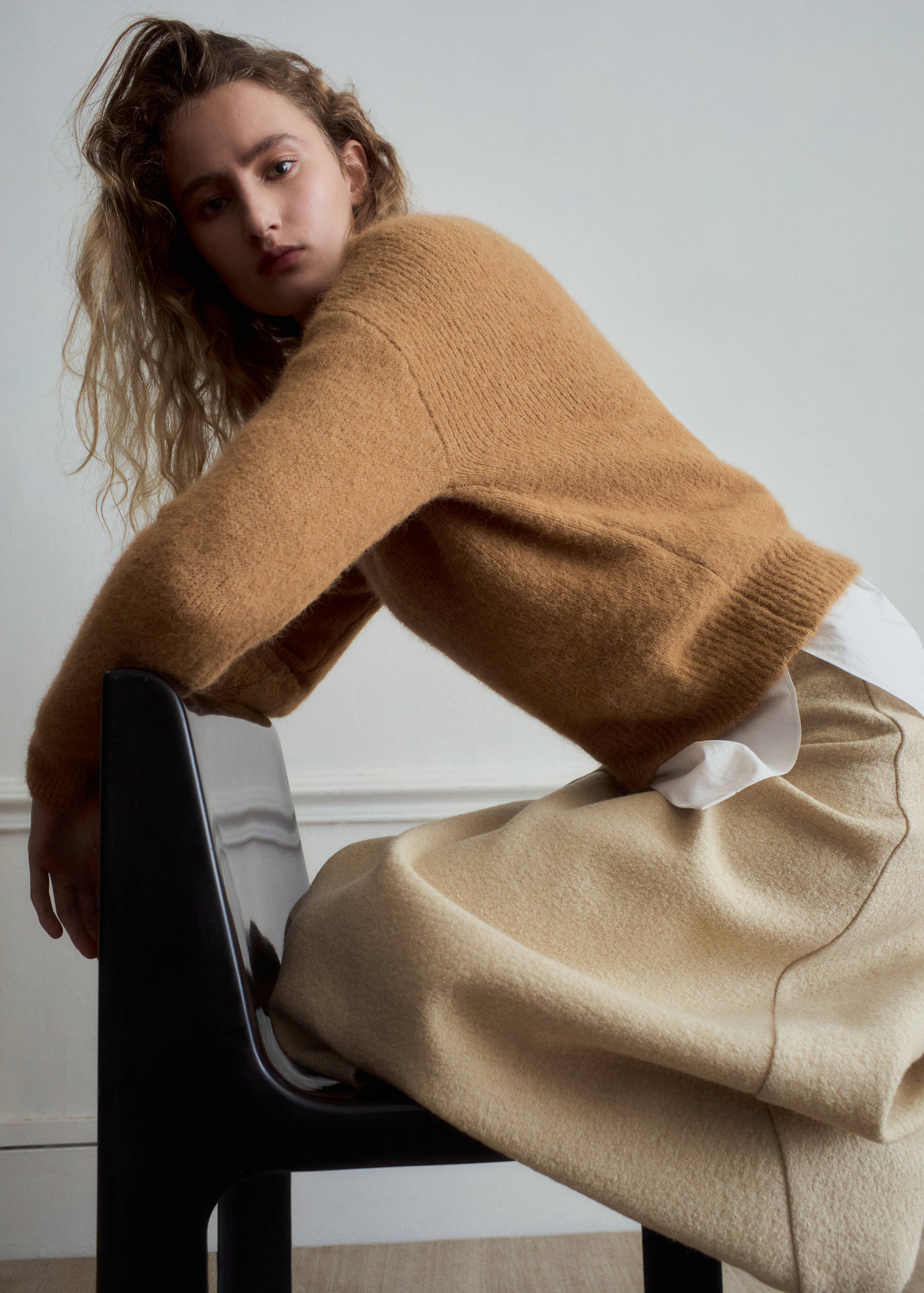 Alpaca-blend crew-neck sweater - Details of the article 1