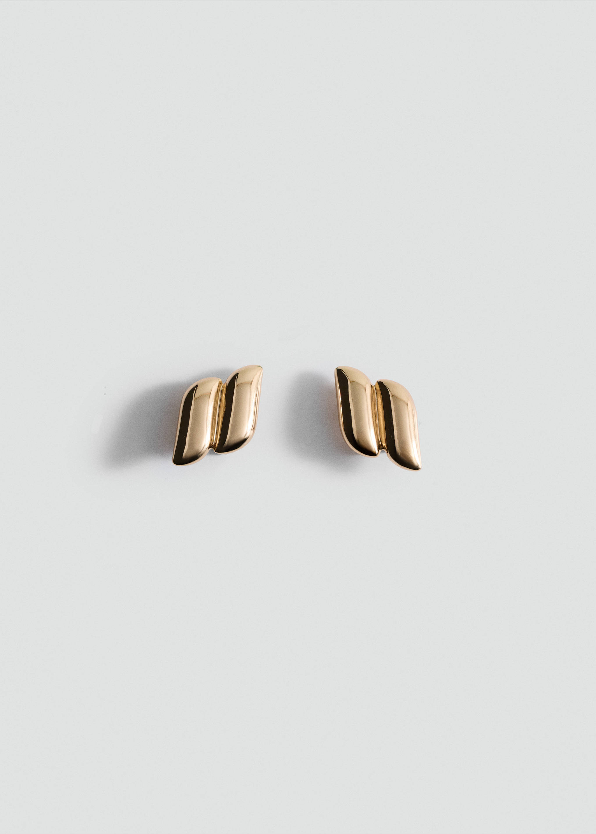Earrings with geometric relief - Article without model, Gold. Ref: 27021282-00.