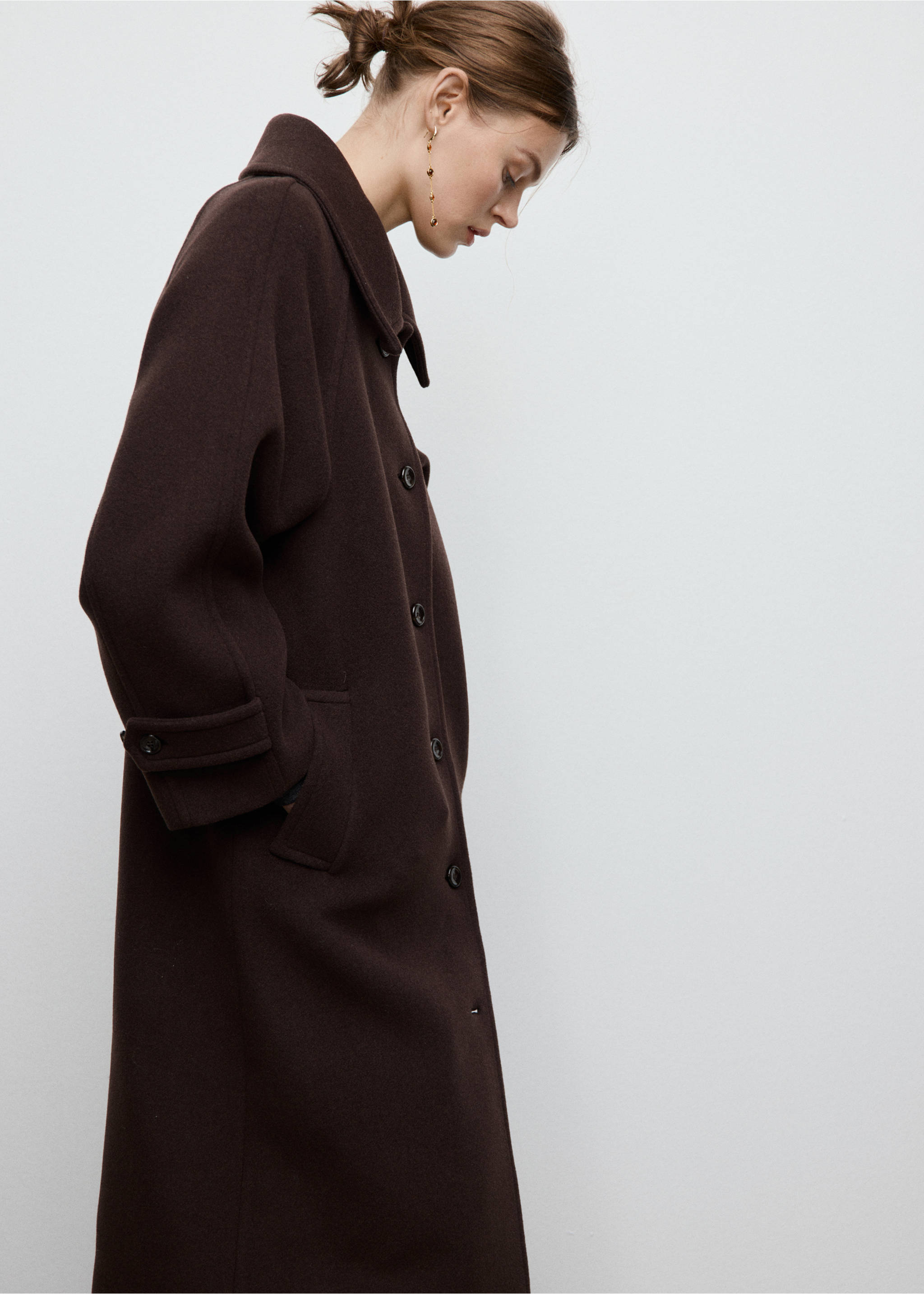 Thread sphere earrings - Details of the article 9, Gold. Ref: 27021285-00.