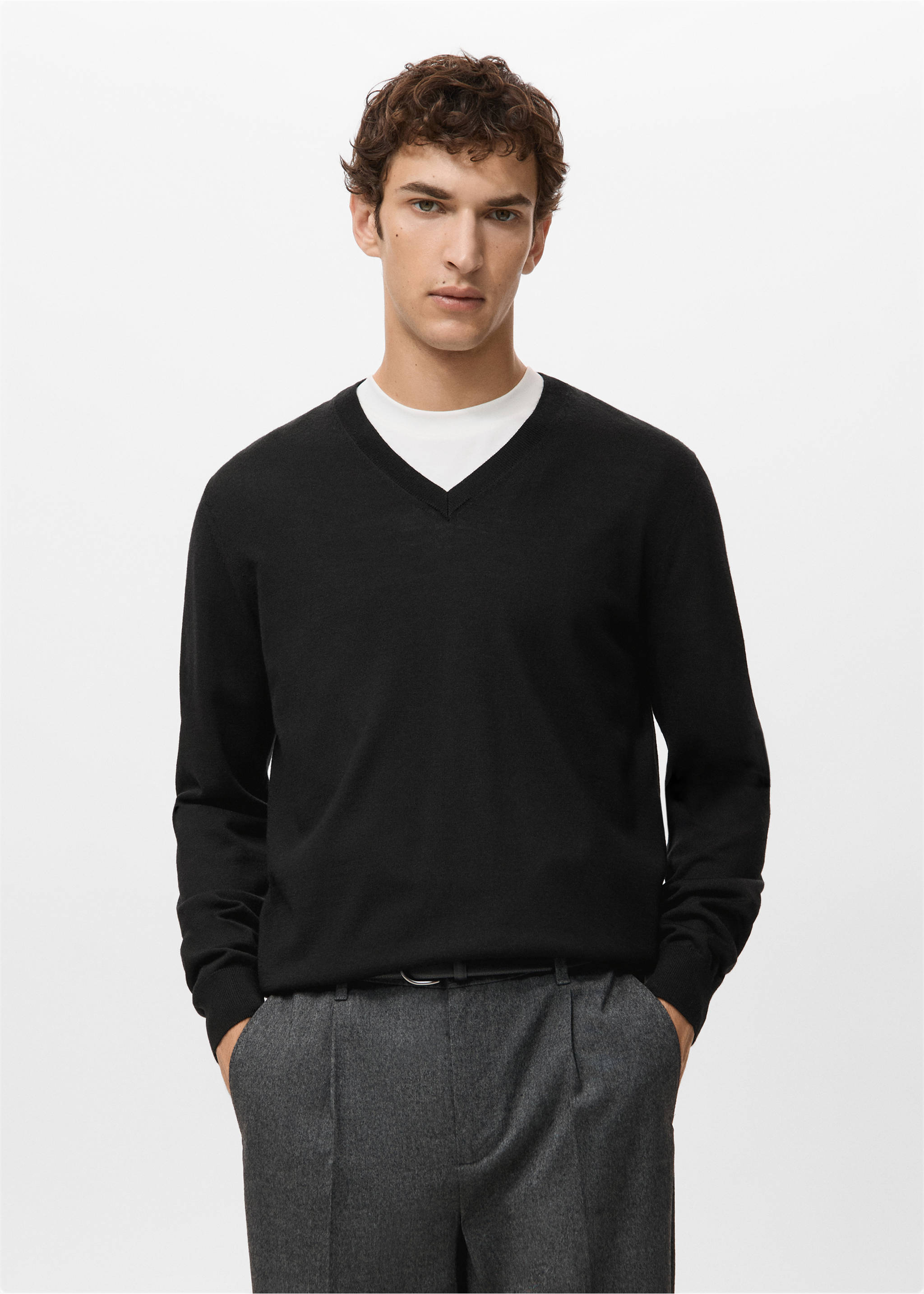 100% merino wool V-neck sweater - Medium plane, Black. Ref: 27021289-00.