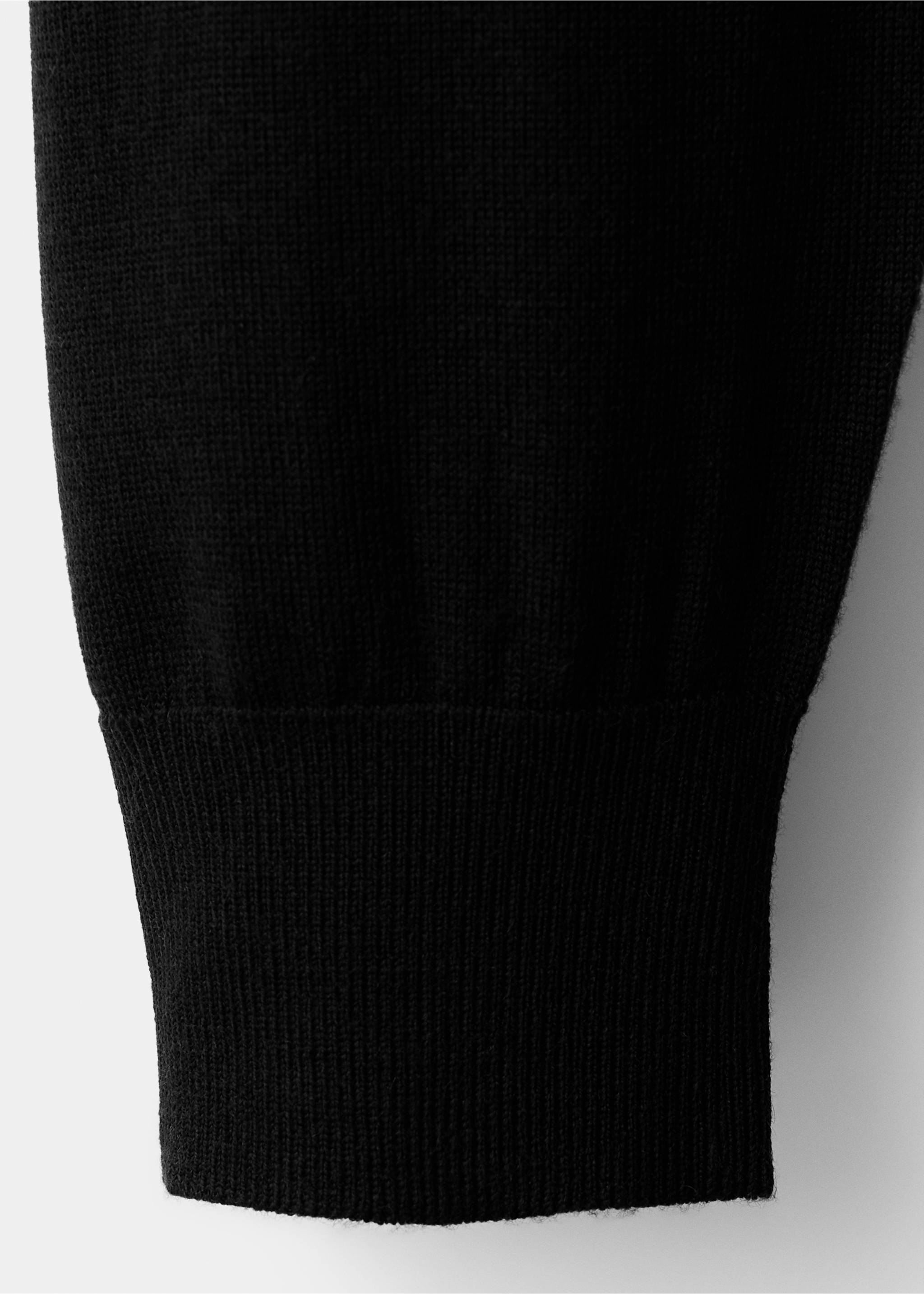 100% merino wool V-neck sweater - Details of the article 0, Black. Ref: 27021289-00.