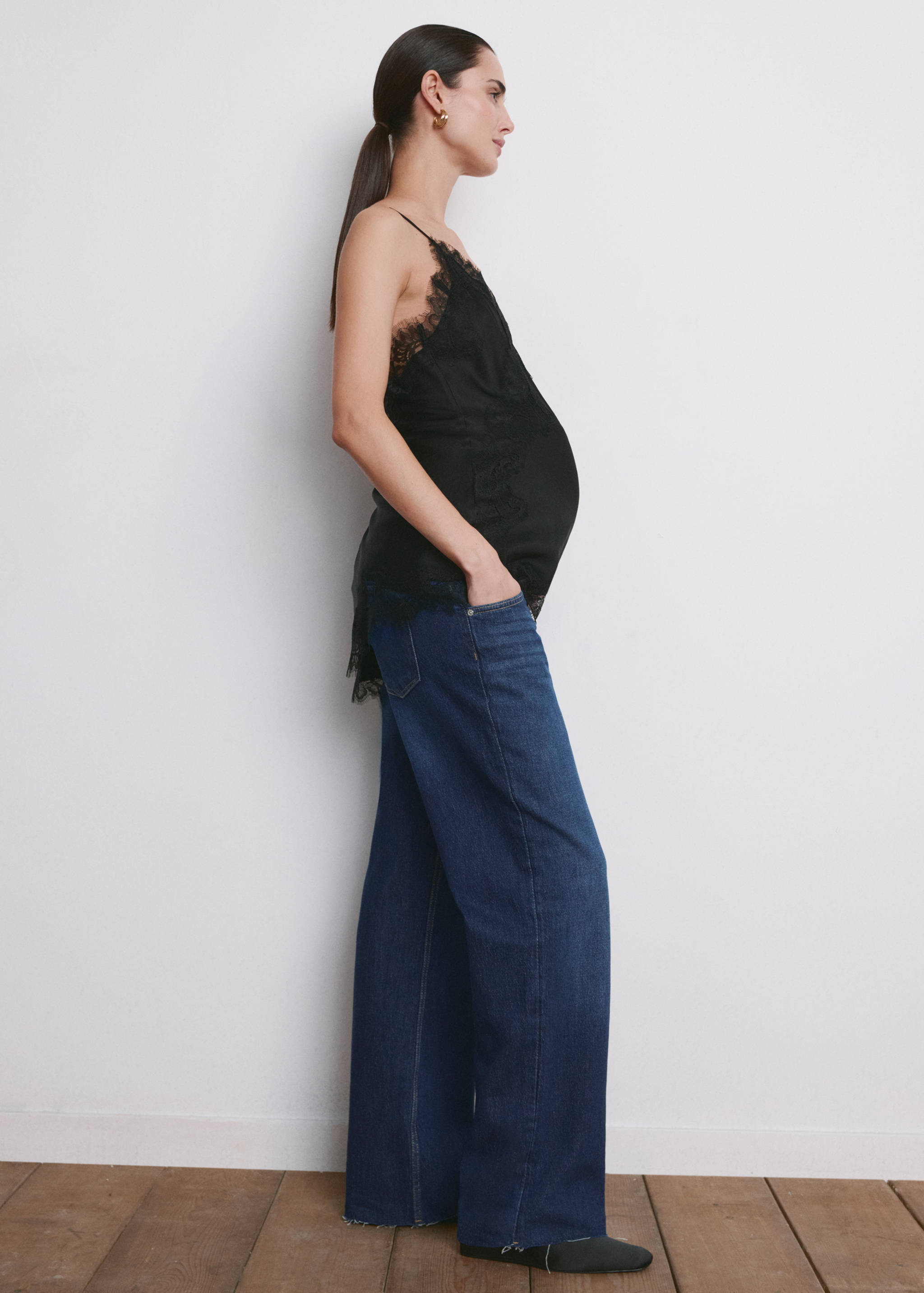 Wide leg maternity jeans - Details of the article 1