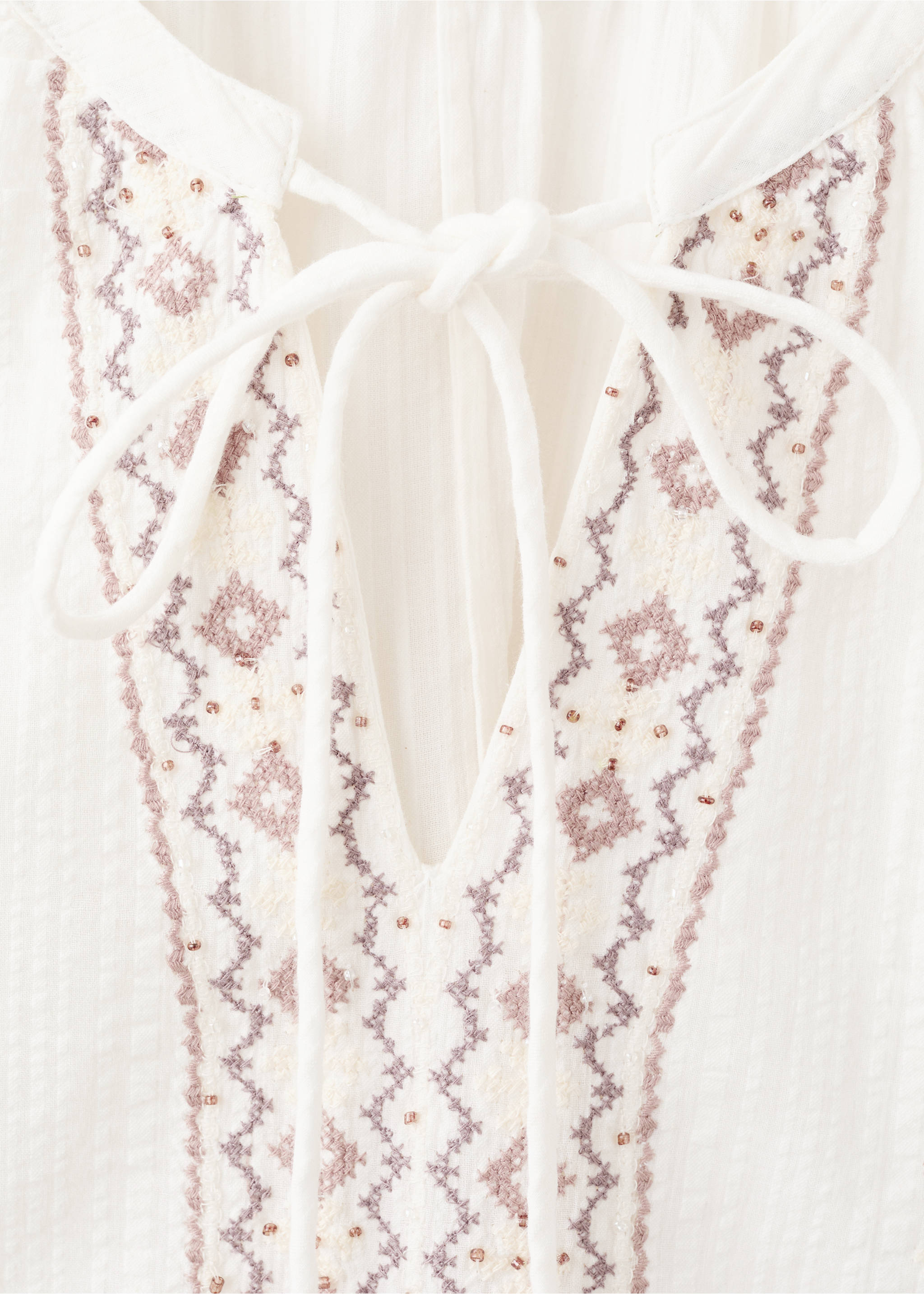 Блузка с вышивкой и бисером - Деталь изделия 8, Грязно-белый. Ref: 27021292-00.