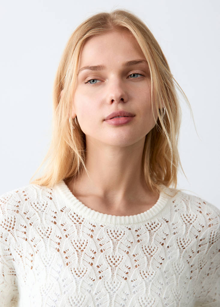 Pullover mit Lochstrickmuster — Cremeweiß