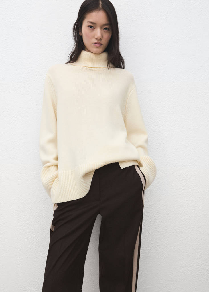 Wide leg trousers with contrast stripe — Chocolate