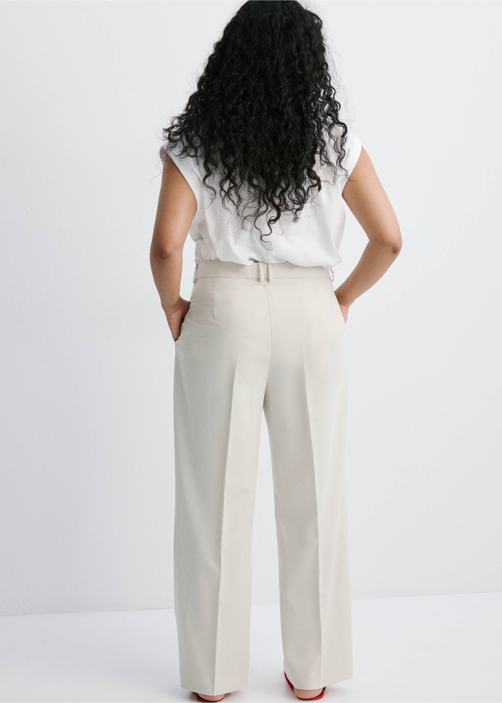 Straight suit trousers - Details of the article 4, Light/Pastel Grey. Ref: 27021297-00.