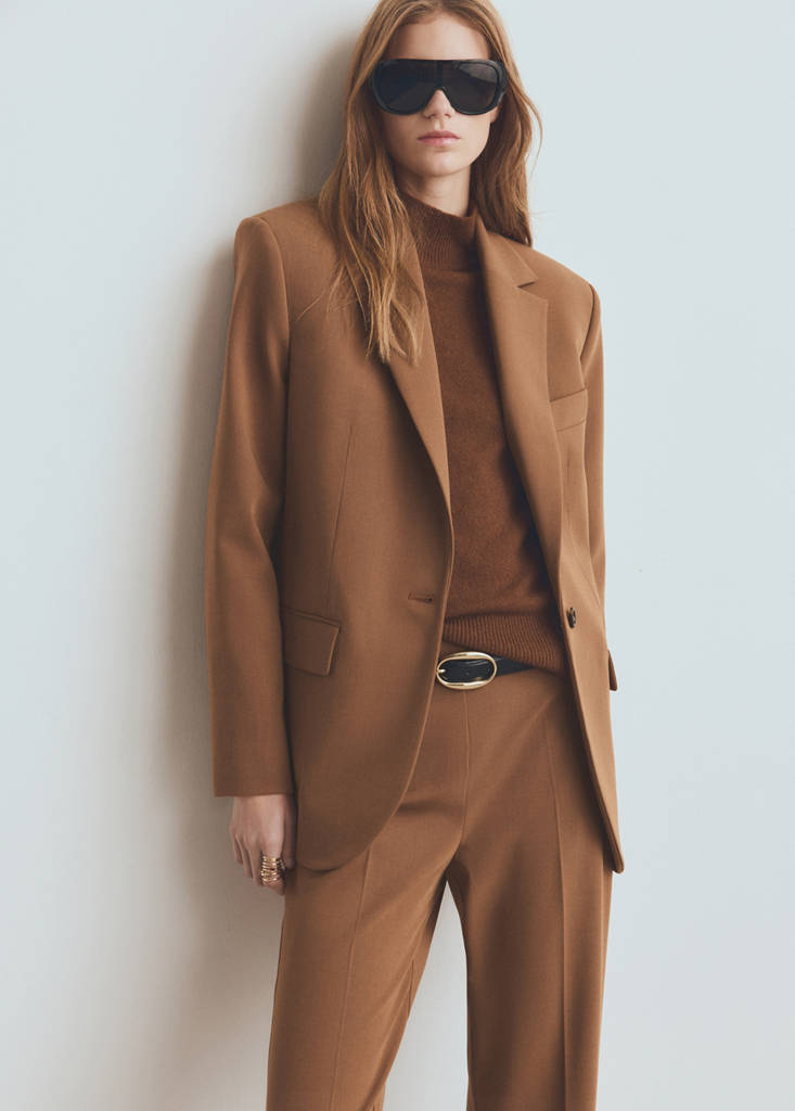 Straight suit jacket with lapel pockets — Caramel