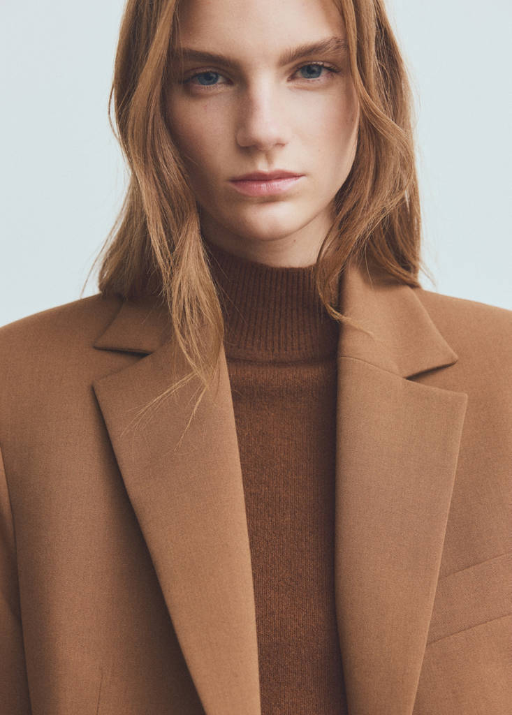 Straight suit jacket with lapel pockets — Caramel