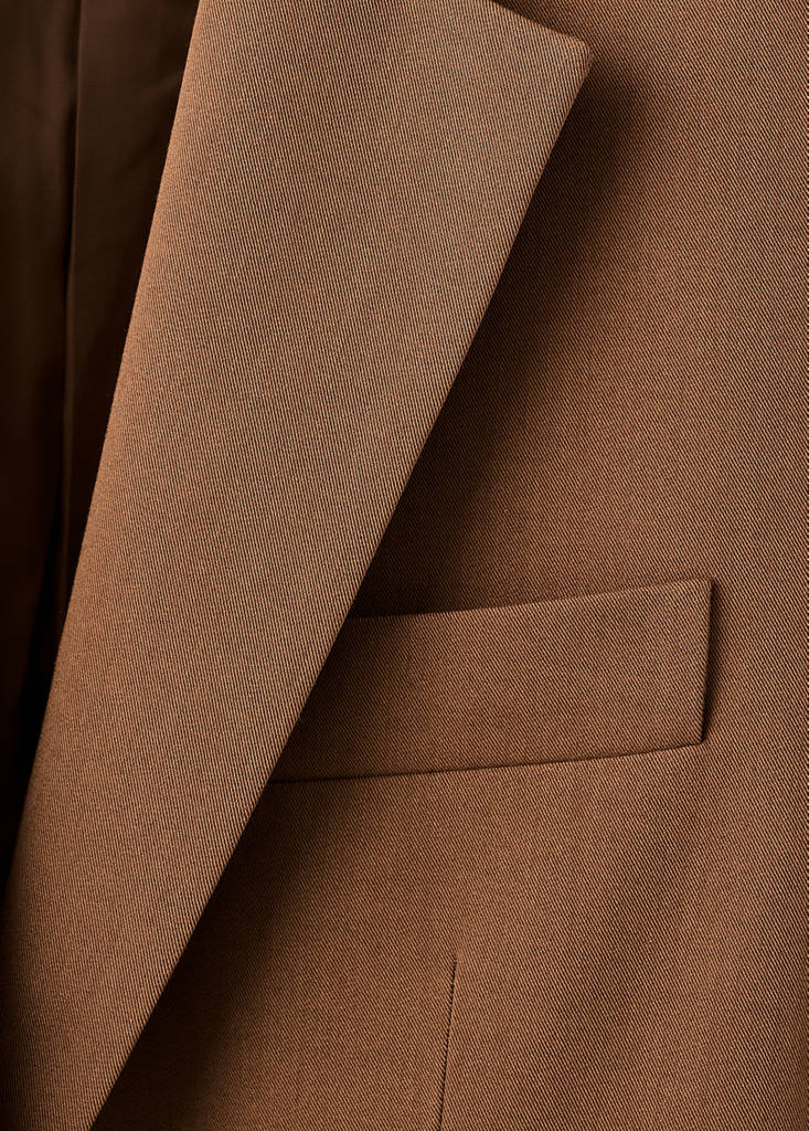 Straight suit jacket with lapel pockets — Caramel