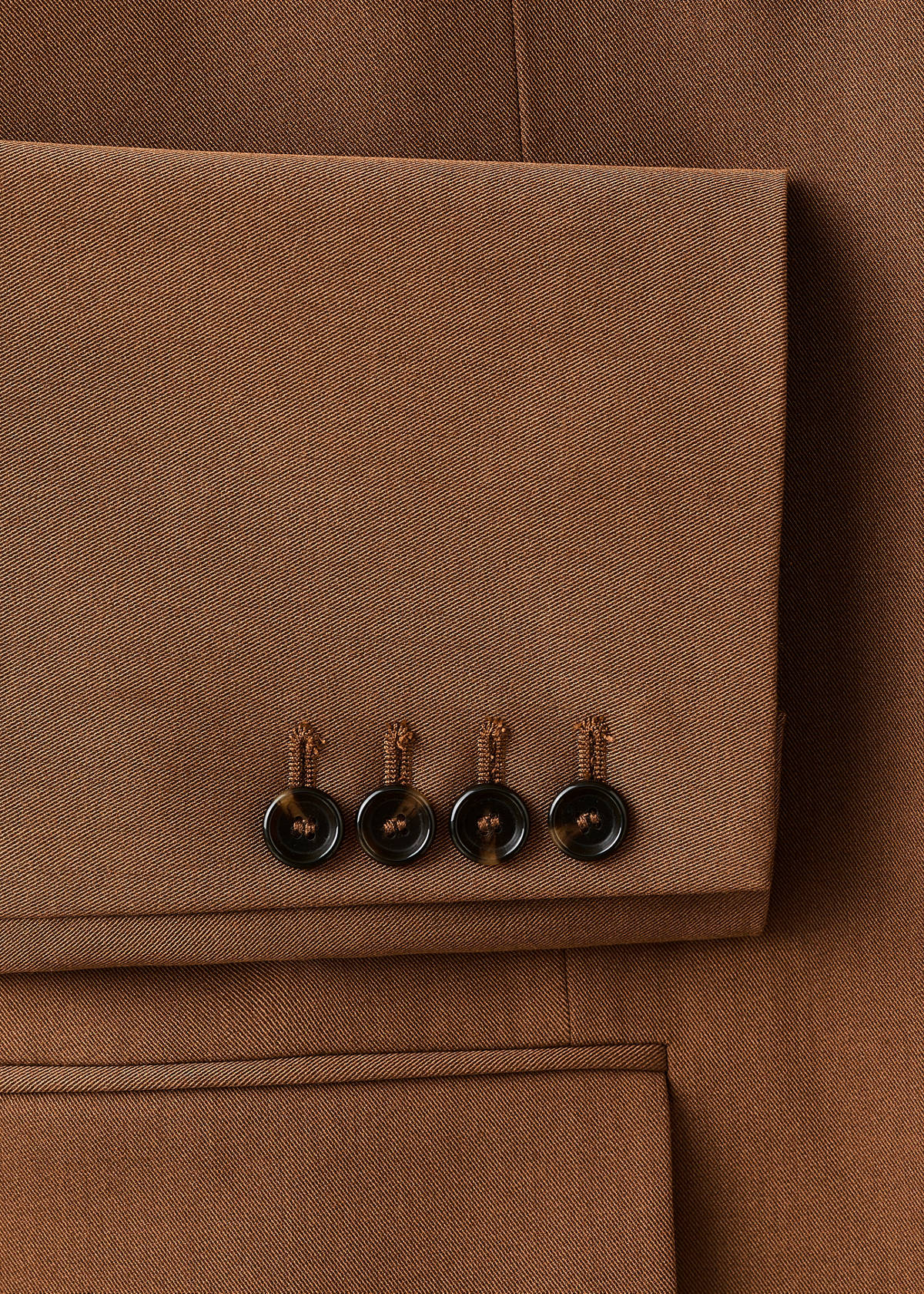 Straight suit jacket with lapel pockets — Caramel