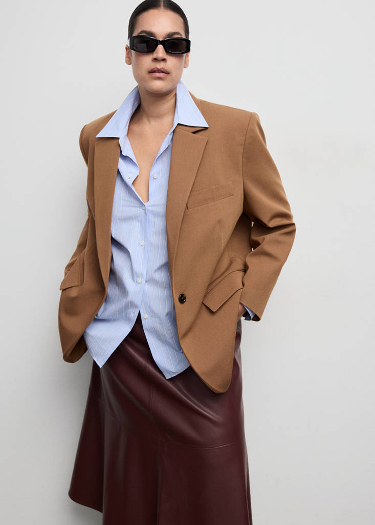 Straight suit jacket with lapel pockets — Caramel