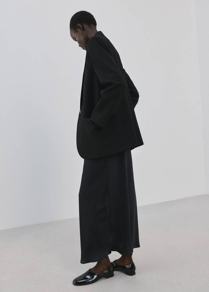 Straight suit jacket with lapel pockets — Black