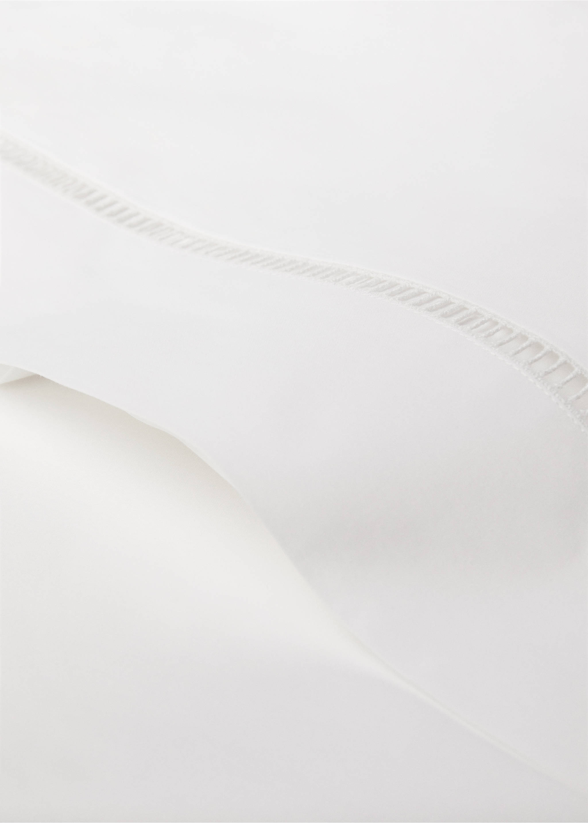 200-thread count percale cotton top sheet with hemstitch for 135/140 cm bed - Details of the article 2, White. Ref: 27021301-00.