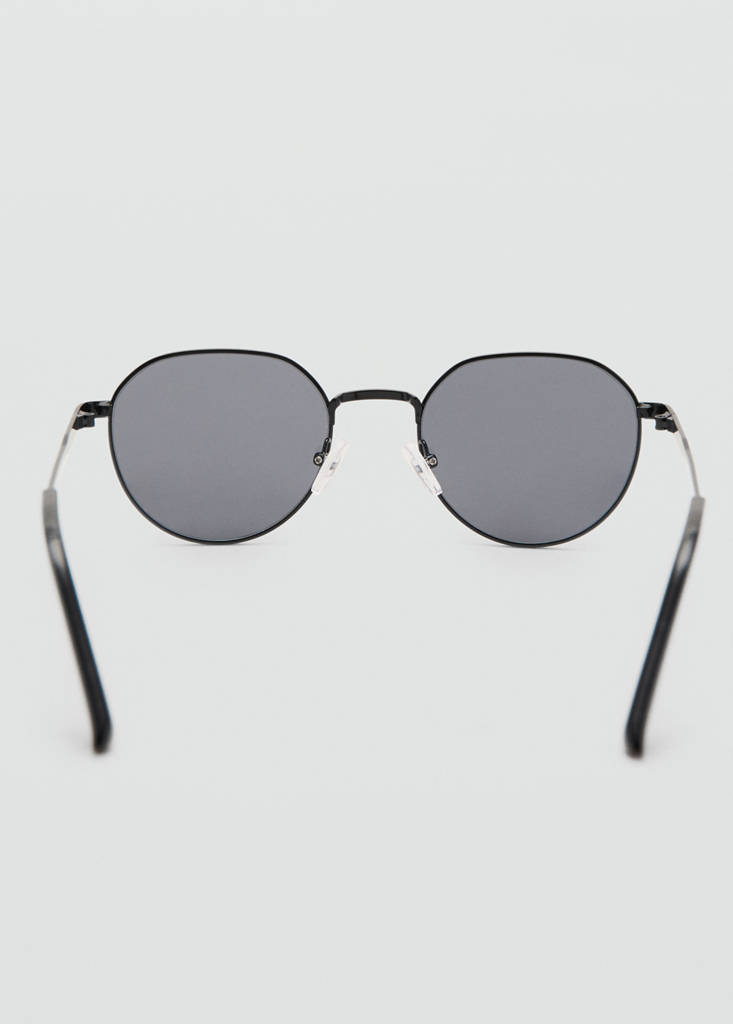 Round Metal Sunglasses — Black
