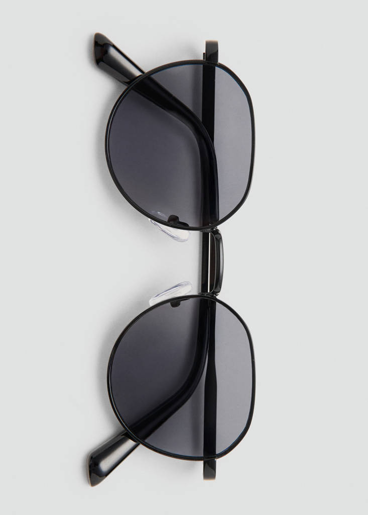 Round Metal Sunglasses — Black