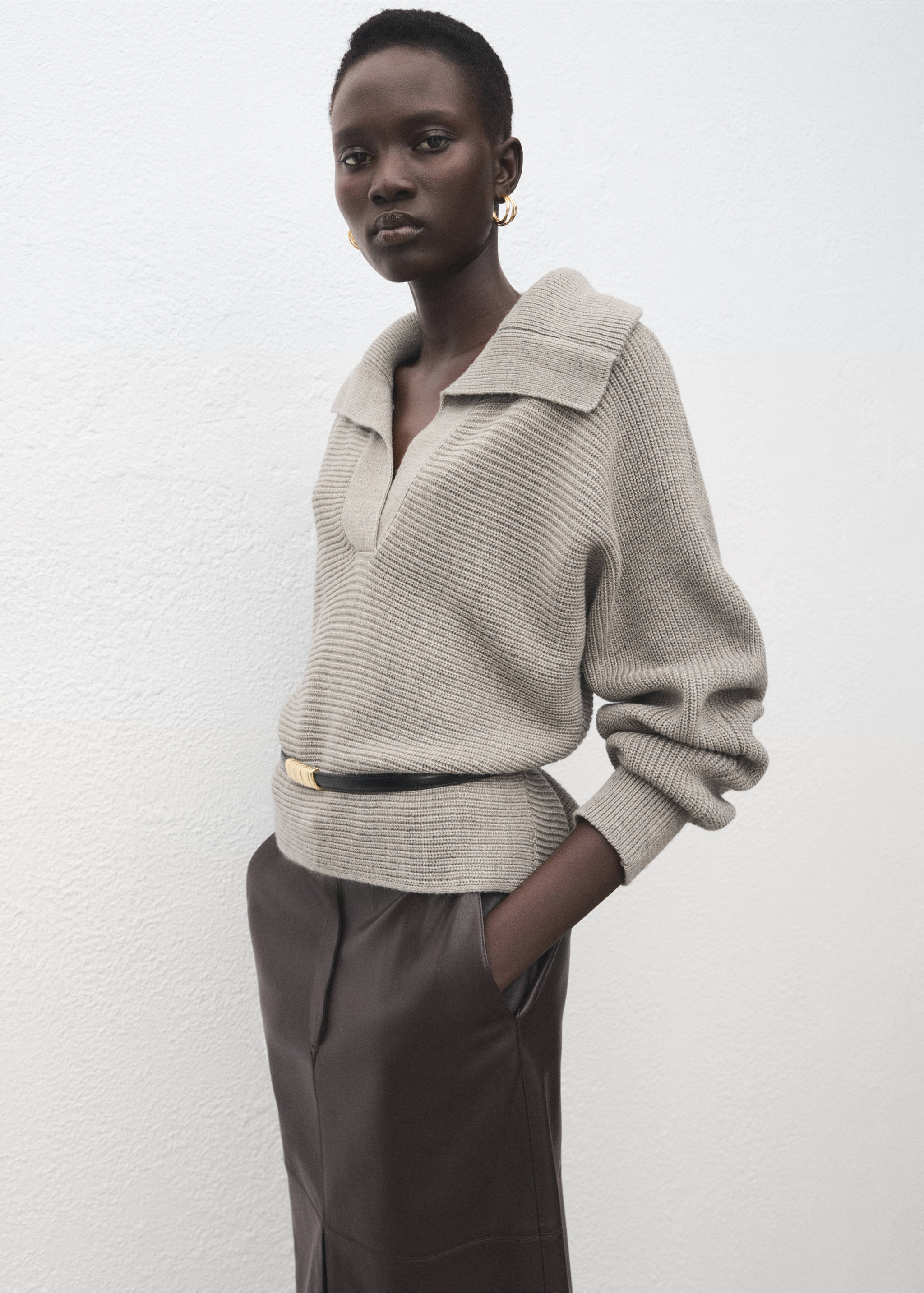 Pull-over maille côtelée col polo - Plan moyen, Gris clair/pastel. Ref: 27021309-00.