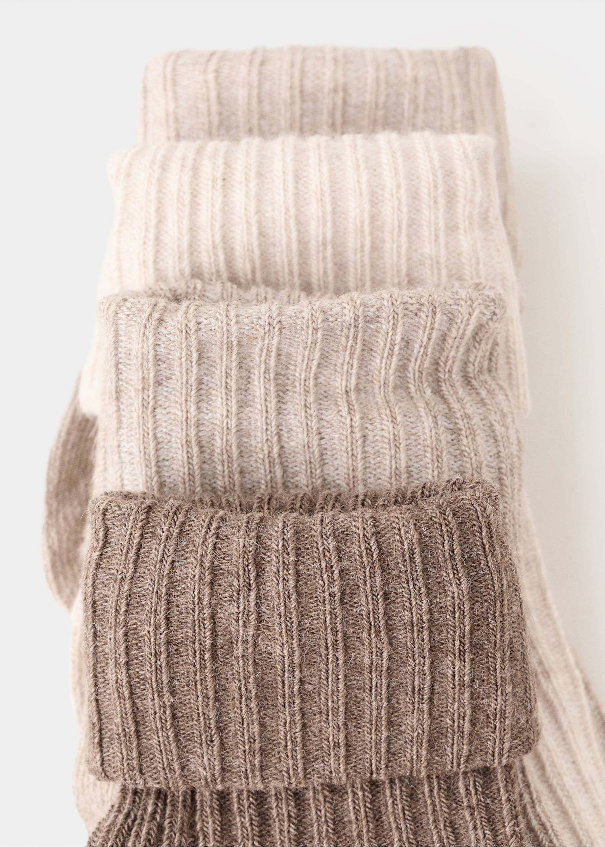 Pack 4 calcetines canalé - Reverso del artículo, Beige. Ref: 27021310-00.