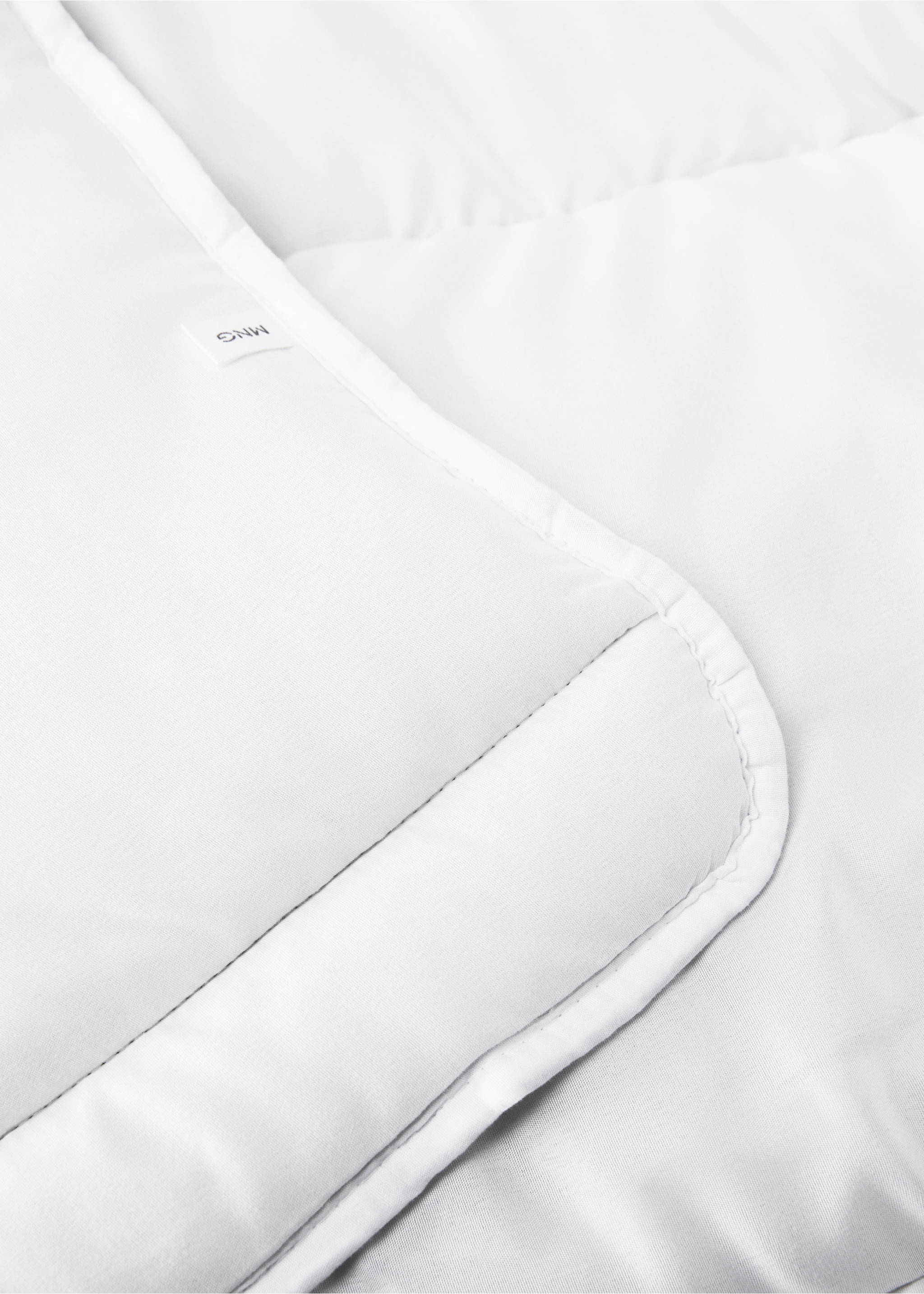 350gr/m2 microfibre duvet filling for 135/140cm bed - Details of the article 2, White. Ref: 27021323-00.