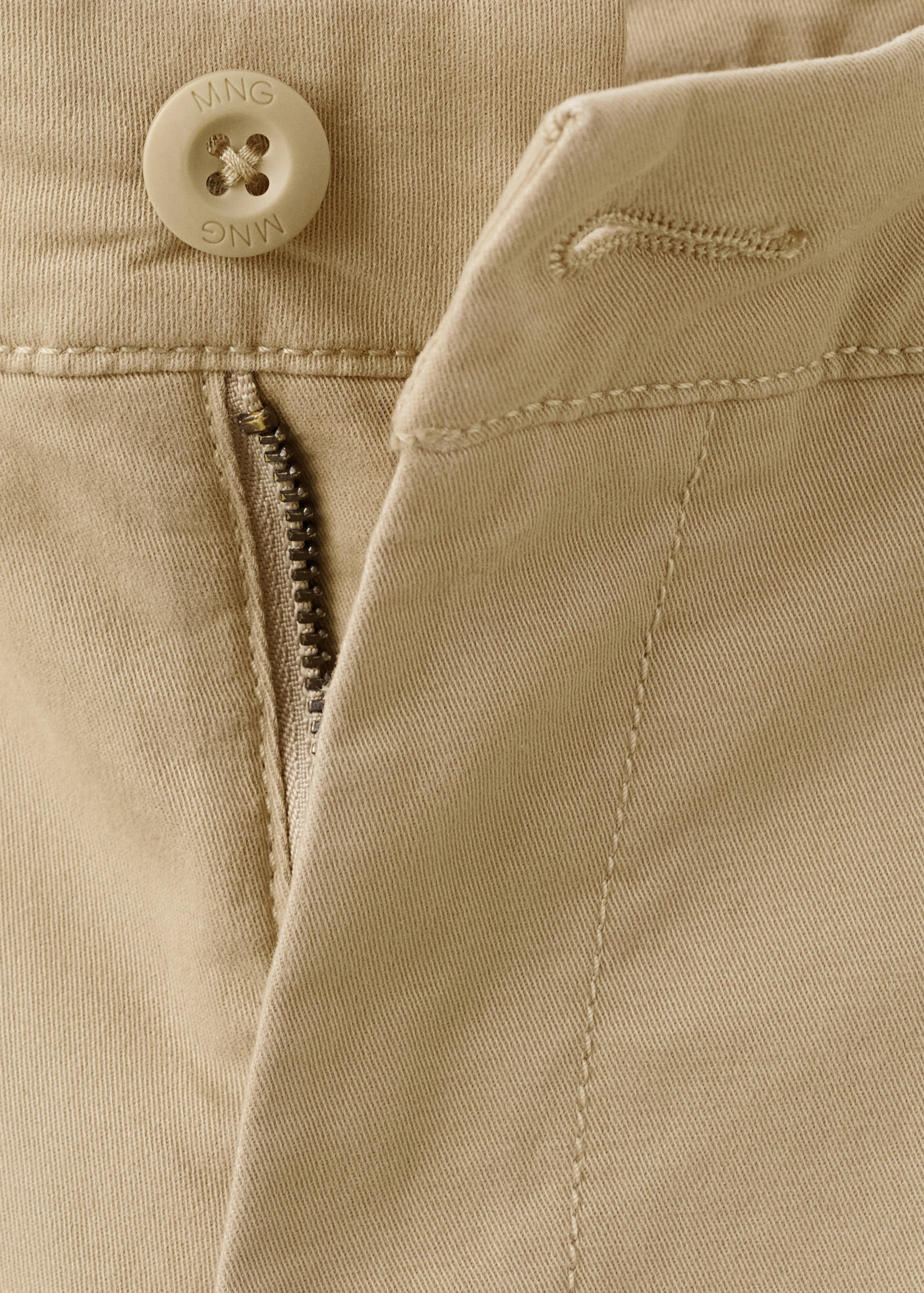 Pantalón chino liso - Detalle del artículo 8