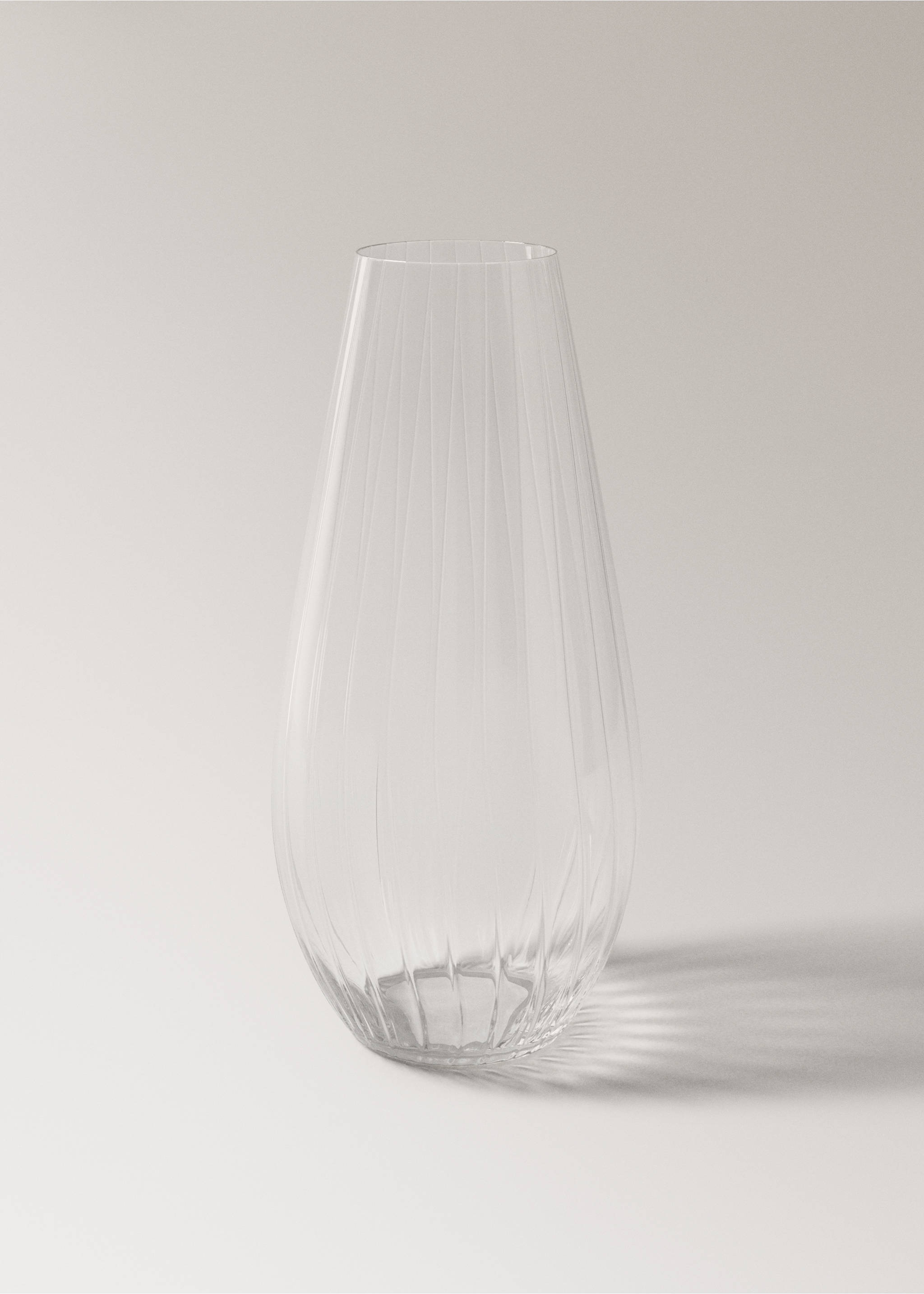 Tall glass vase - Article without model, Ice Grey. Ref: 27021521-00.