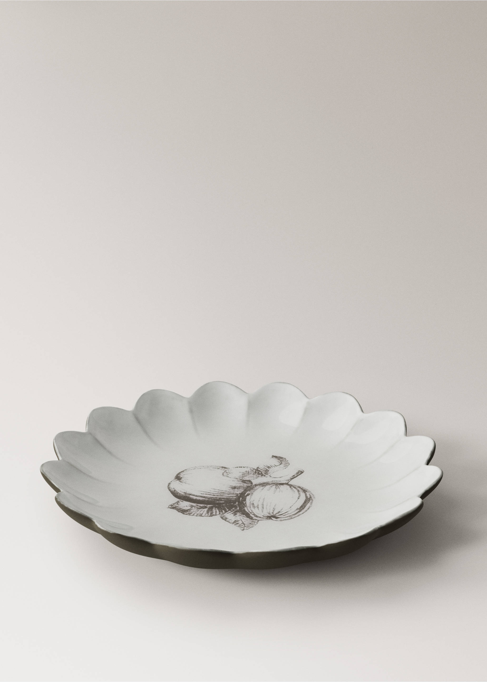 Dessertteller aus Steingut mit gewellter Form - Detail des Artikels 1, Hellgrau/Pastellgrau. Ref: 27021526-00.