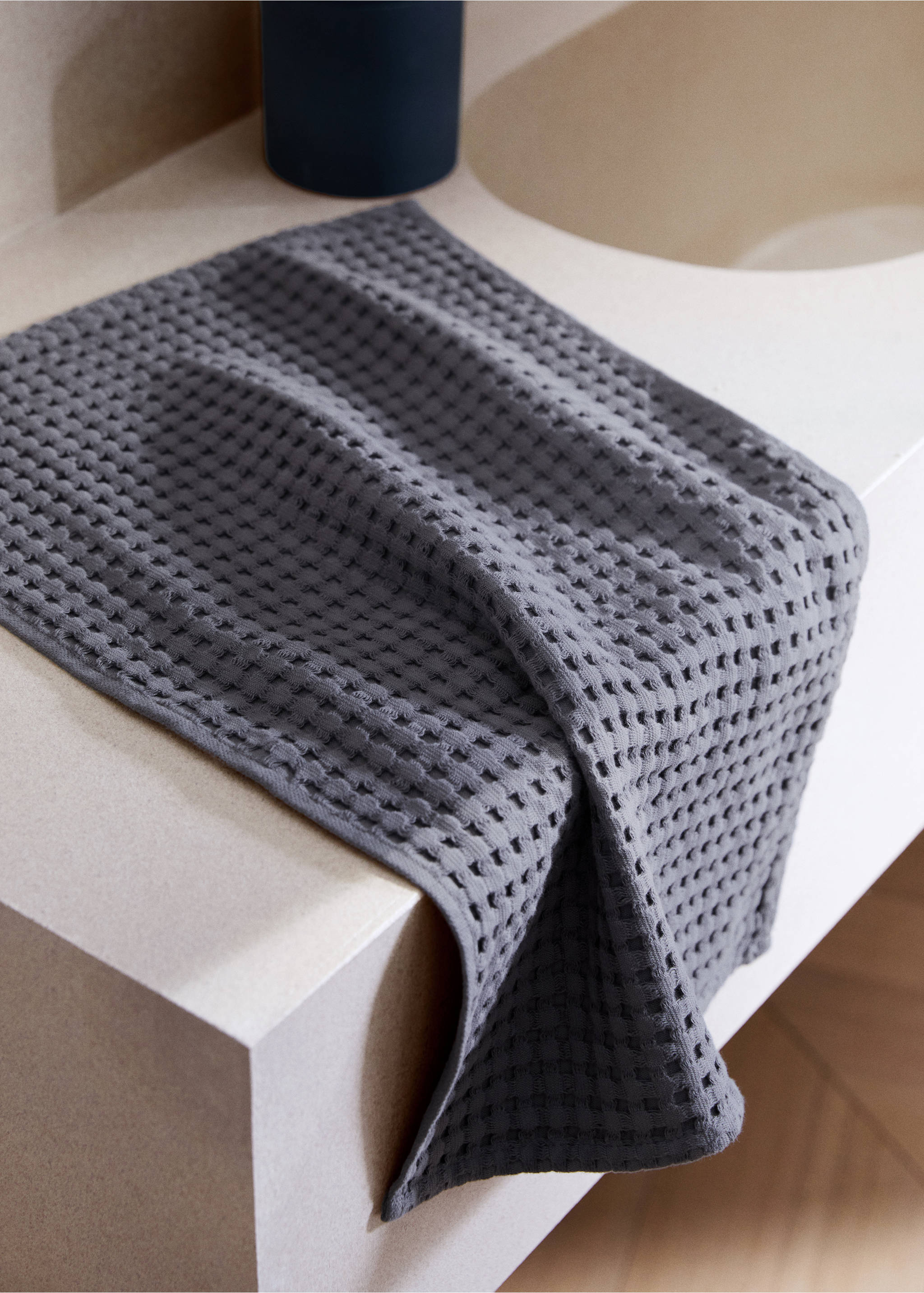 Cotton waffle hand towel - General plane, Dark Grey. Ref: 27021531-00.